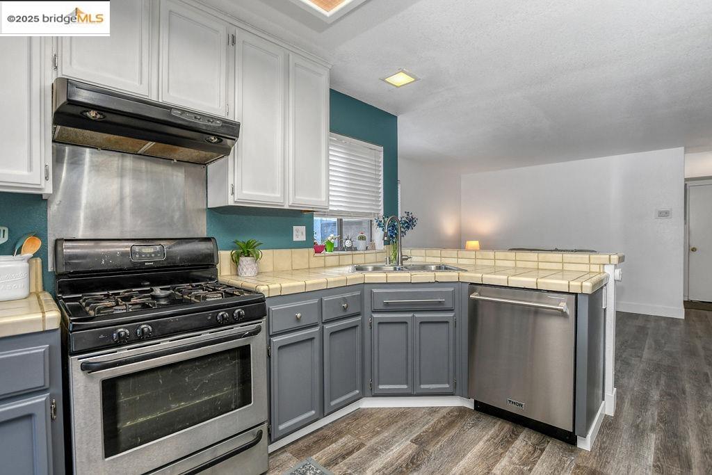 Detail Gallery Image 15 of 44 For 640 Mockingbird Ln, Oakley,  CA 94561 - 4 Beds | 2/1 Baths