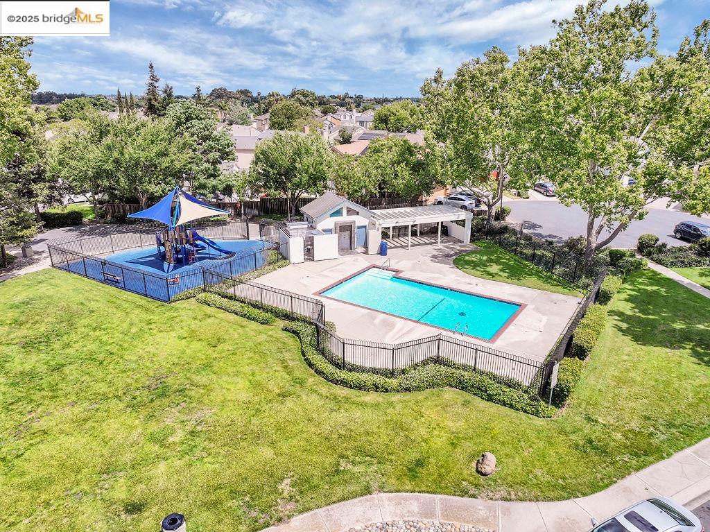 Detail Gallery Image 36 of 44 For 640 Mockingbird Ln, Oakley,  CA 94561 - 4 Beds | 2/1 Baths