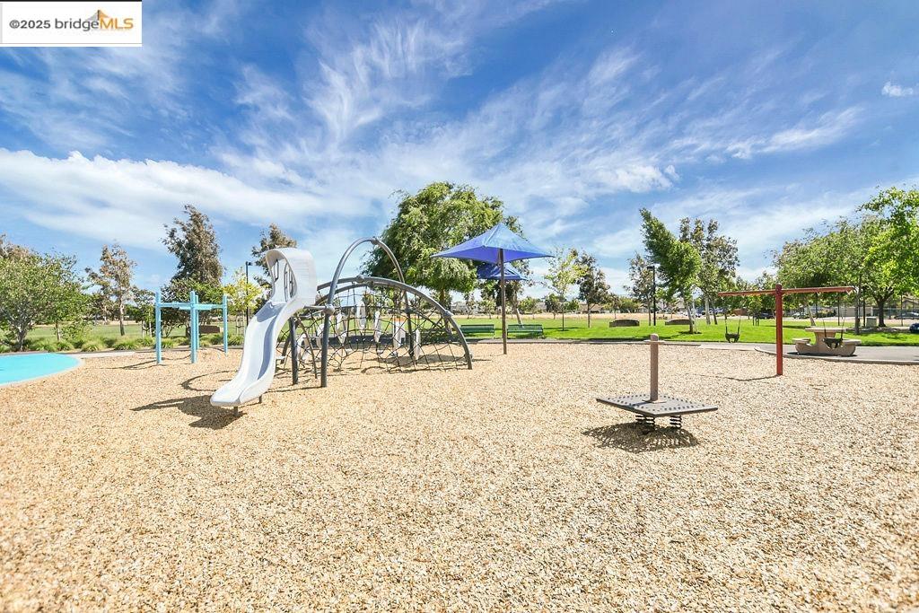 Detail Gallery Image 43 of 44 For 640 Mockingbird Ln, Oakley,  CA 94561 - 4 Beds | 2/1 Baths