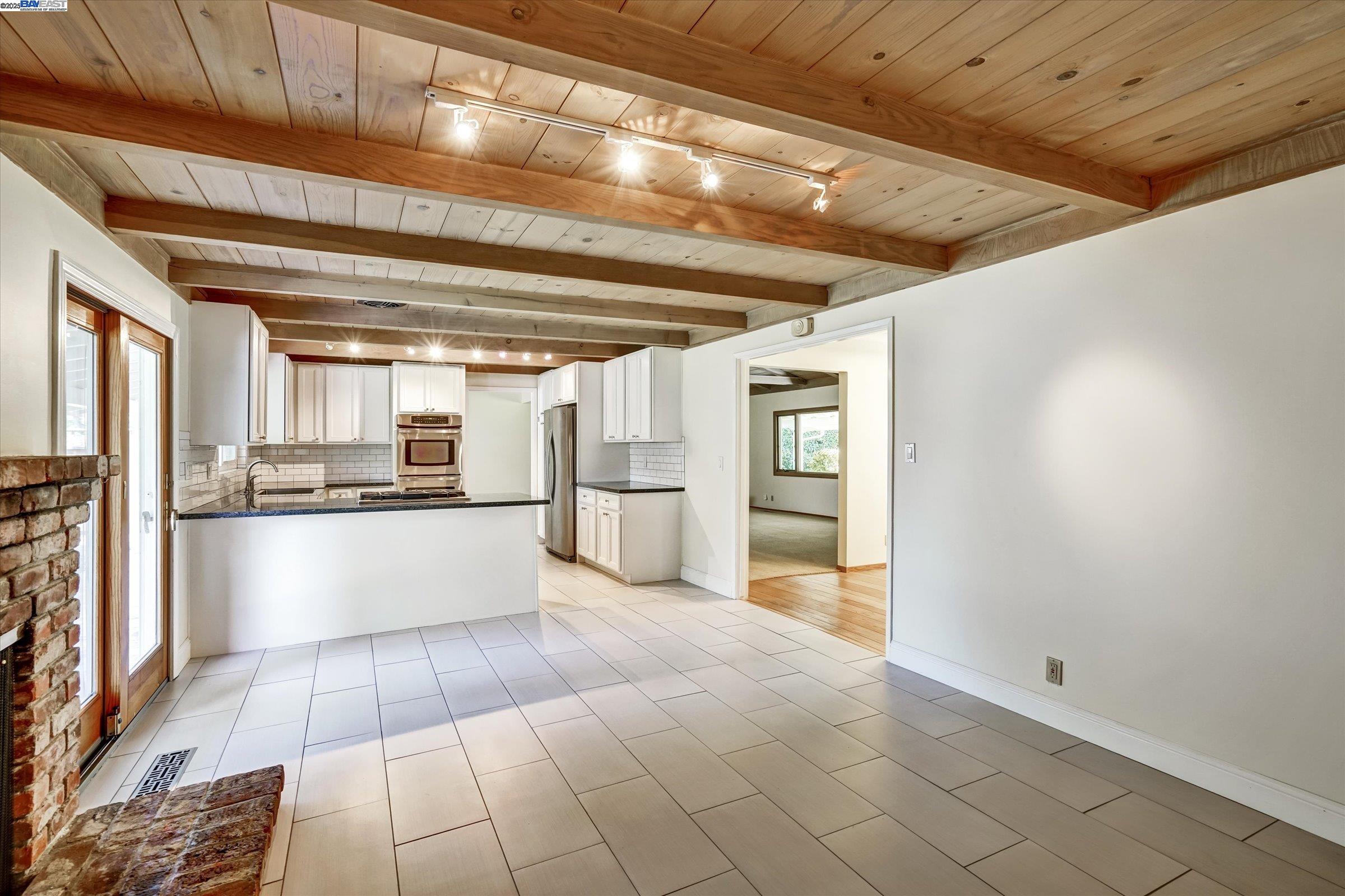 Detail Gallery Image 19 of 40 For 613 Huntleigh Dr, Lafayette,  CA 94549 - 4 Beds | 2 Baths