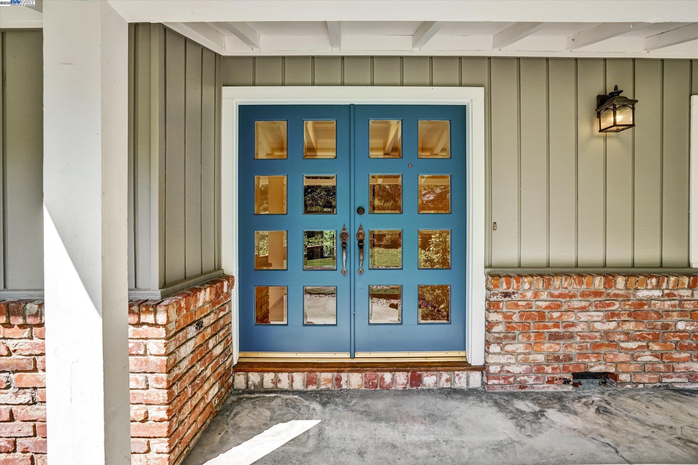 Detail Gallery Image 3 of 40 For 613 Huntleigh Dr, Lafayette,  CA 94549 - 4 Beds | 2 Baths