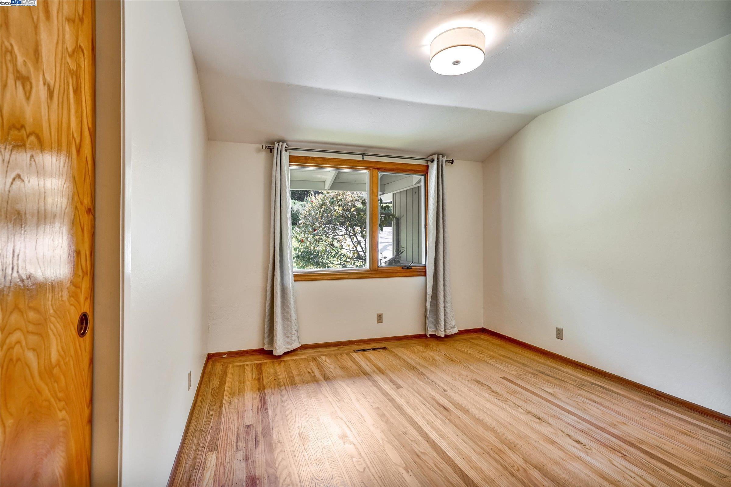 Detail Gallery Image 31 of 40 For 613 Huntleigh Dr, Lafayette,  CA 94549 - 4 Beds | 2 Baths