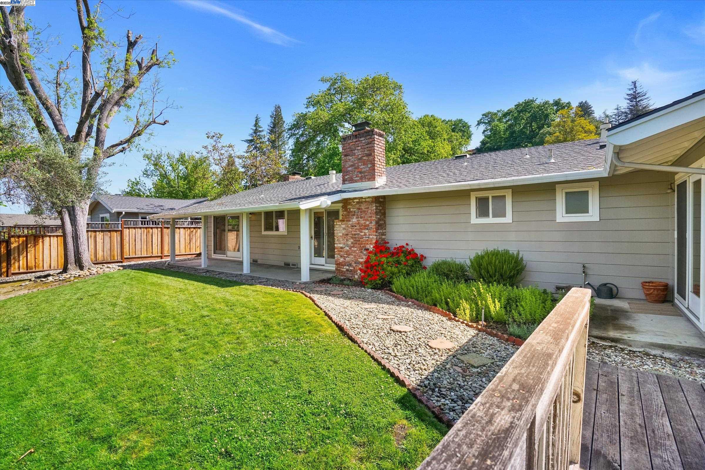 Detail Gallery Image 39 of 40 For 613 Huntleigh Dr, Lafayette,  CA 94549 - 4 Beds | 2 Baths