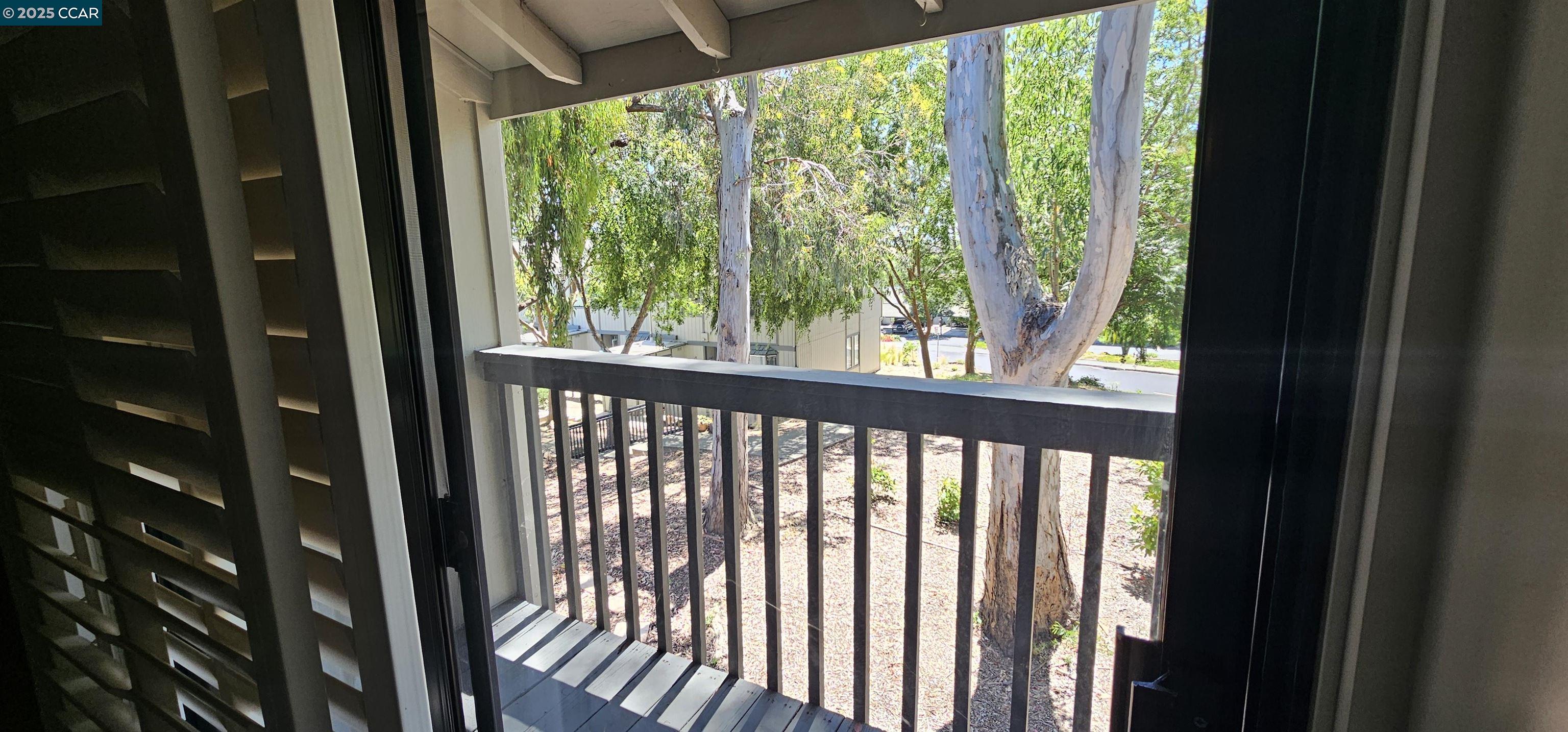 Detail Gallery Image 24 of 35 For 1597 Ashwood Dr, Martinez,  CA 94553 - 2 Beds | 2/1 Baths