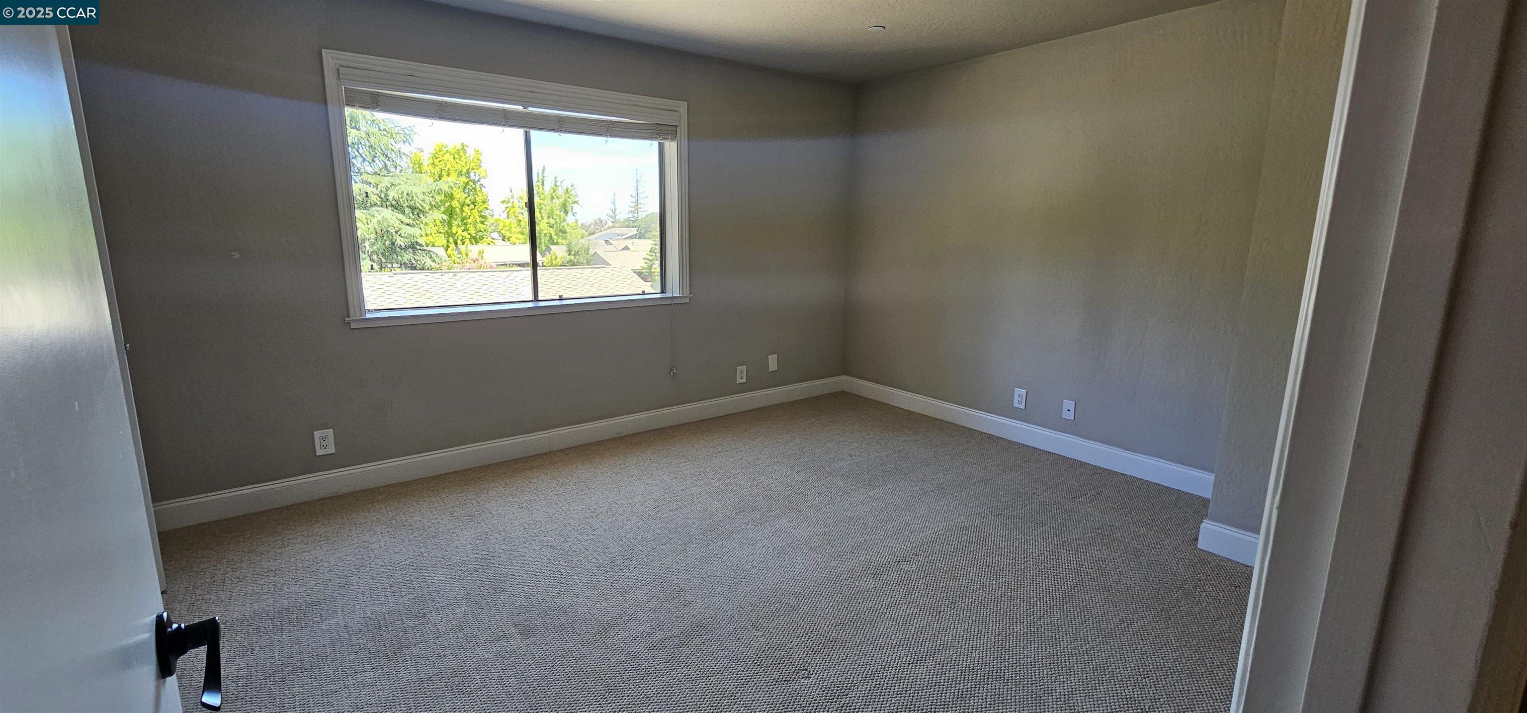 Detail Gallery Image 26 of 35 For 1597 Ashwood Dr, Martinez,  CA 94553 - 2 Beds | 2/1 Baths