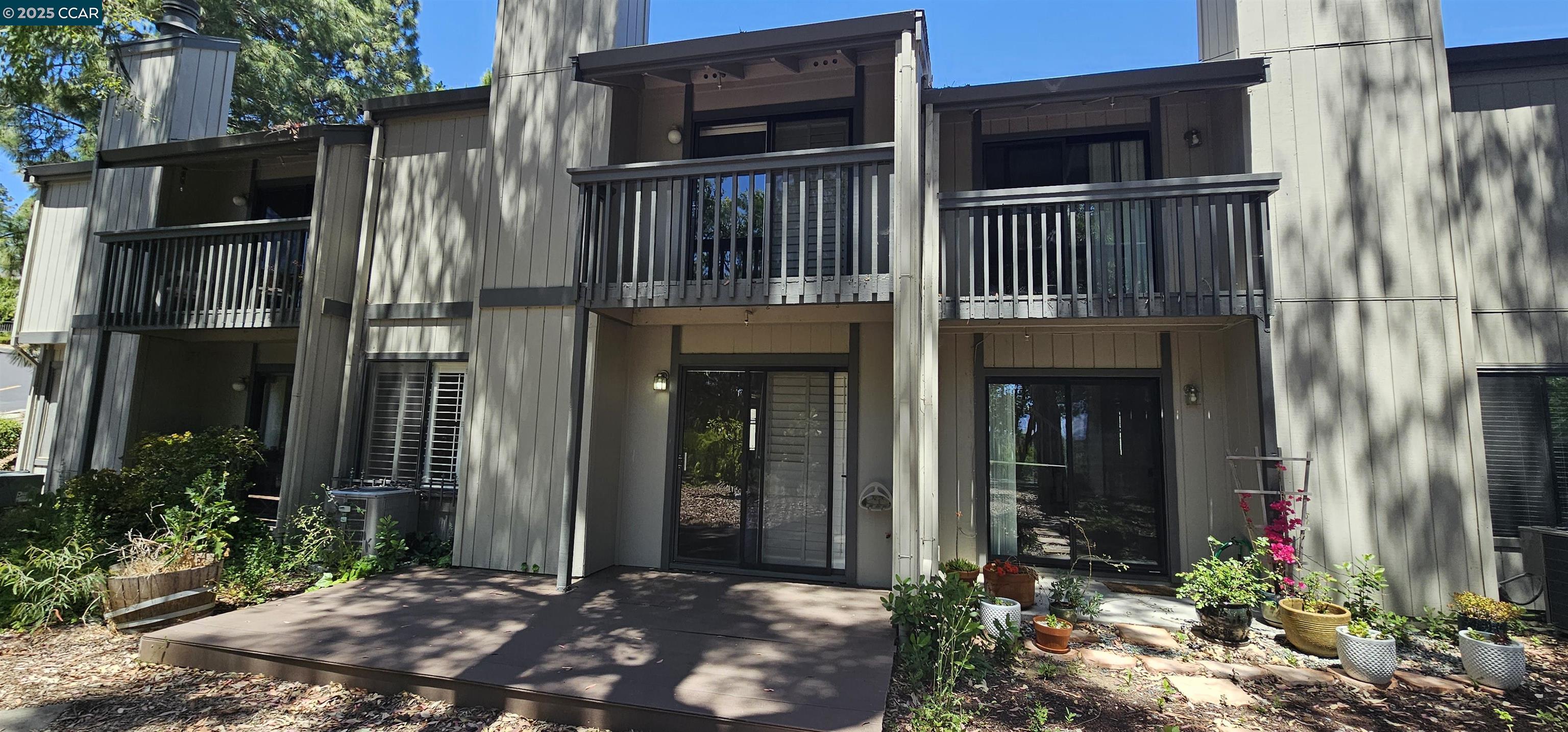Detail Gallery Image 35 of 35 For 1597 Ashwood Dr, Martinez,  CA 94553 - 2 Beds | 2/1 Baths