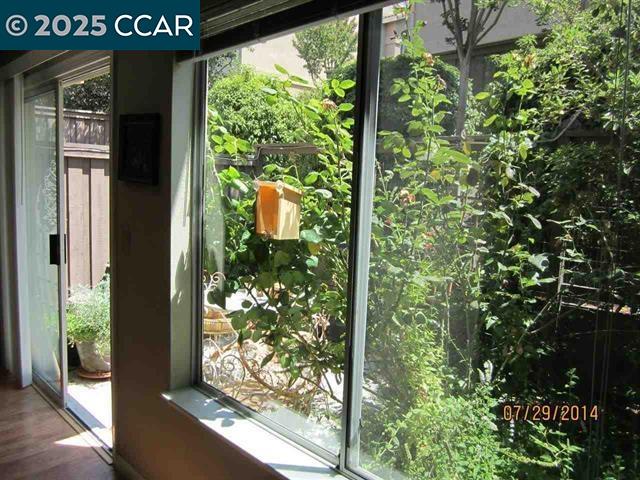 Detail Gallery Image 10 of 14 For 4324 Conejo Dr, Danville,  CA 94506 - 3 Beds | 2/1 Baths