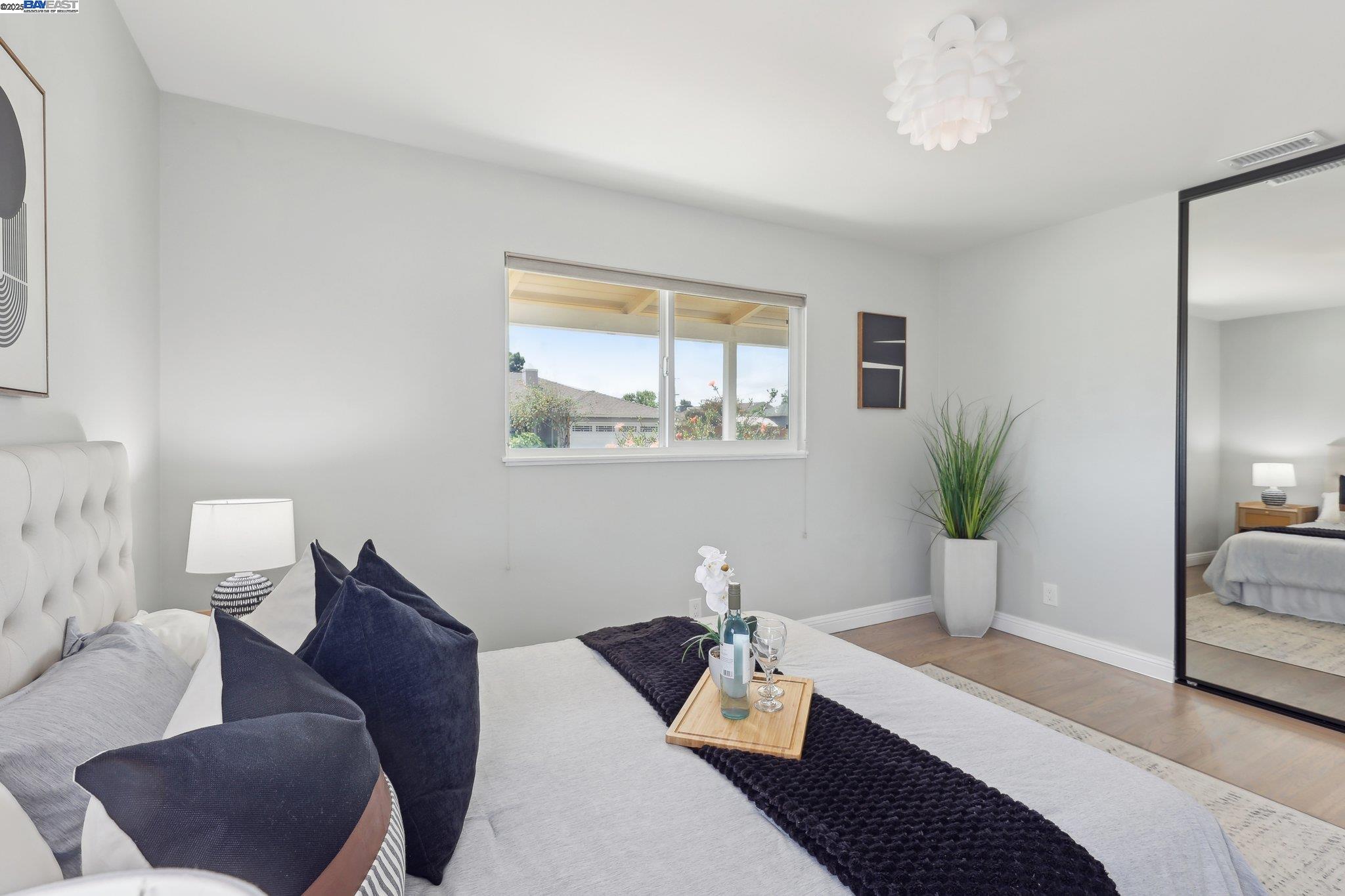 Detail Gallery Image 25 of 36 For 1723 via Mesa, San Lorenzo,  CA 94580 - 3 Beds | 2 Baths