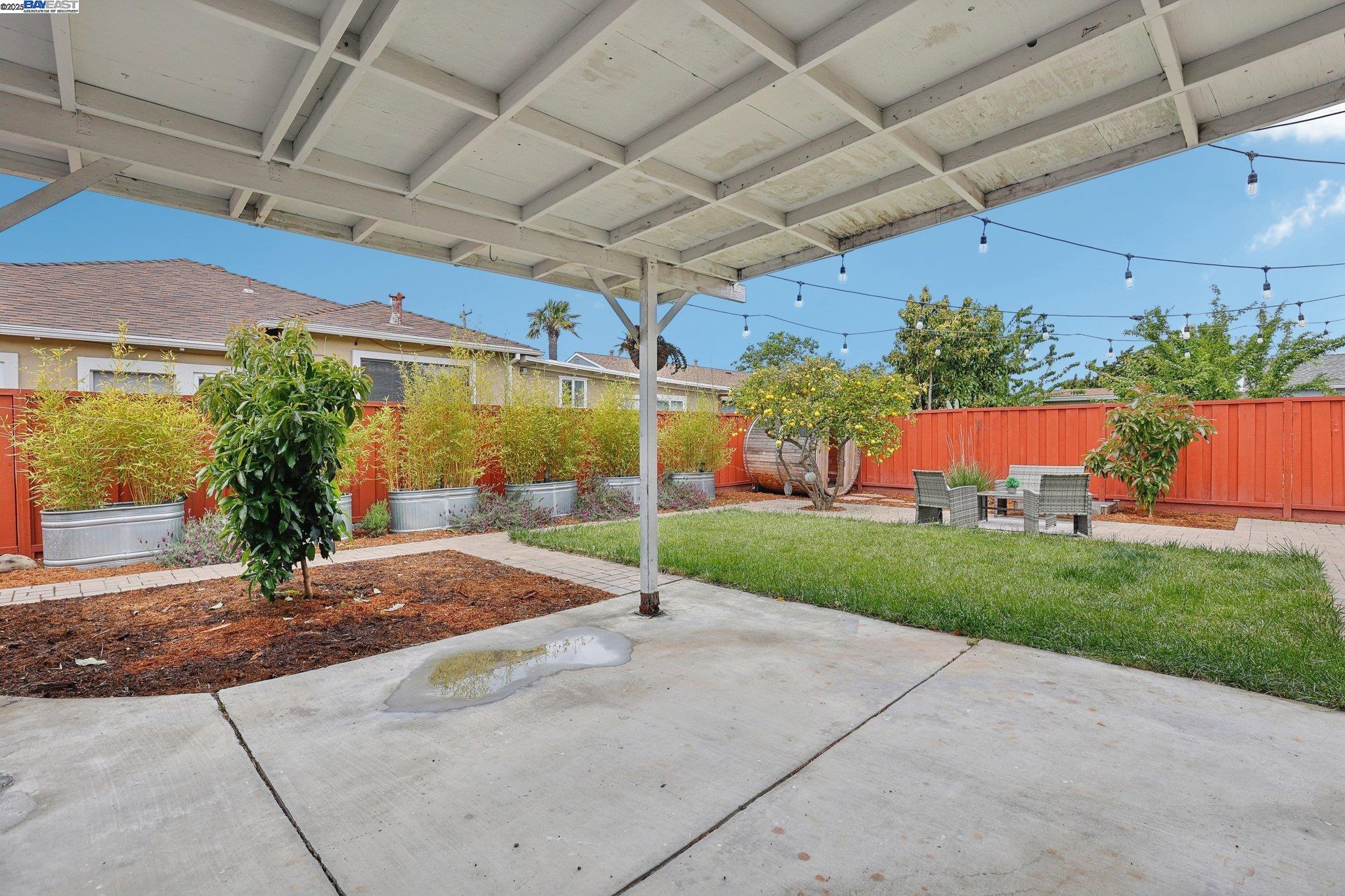 Detail Gallery Image 29 of 36 For 1723 via Mesa, San Lorenzo,  CA 94580 - 3 Beds | 2 Baths