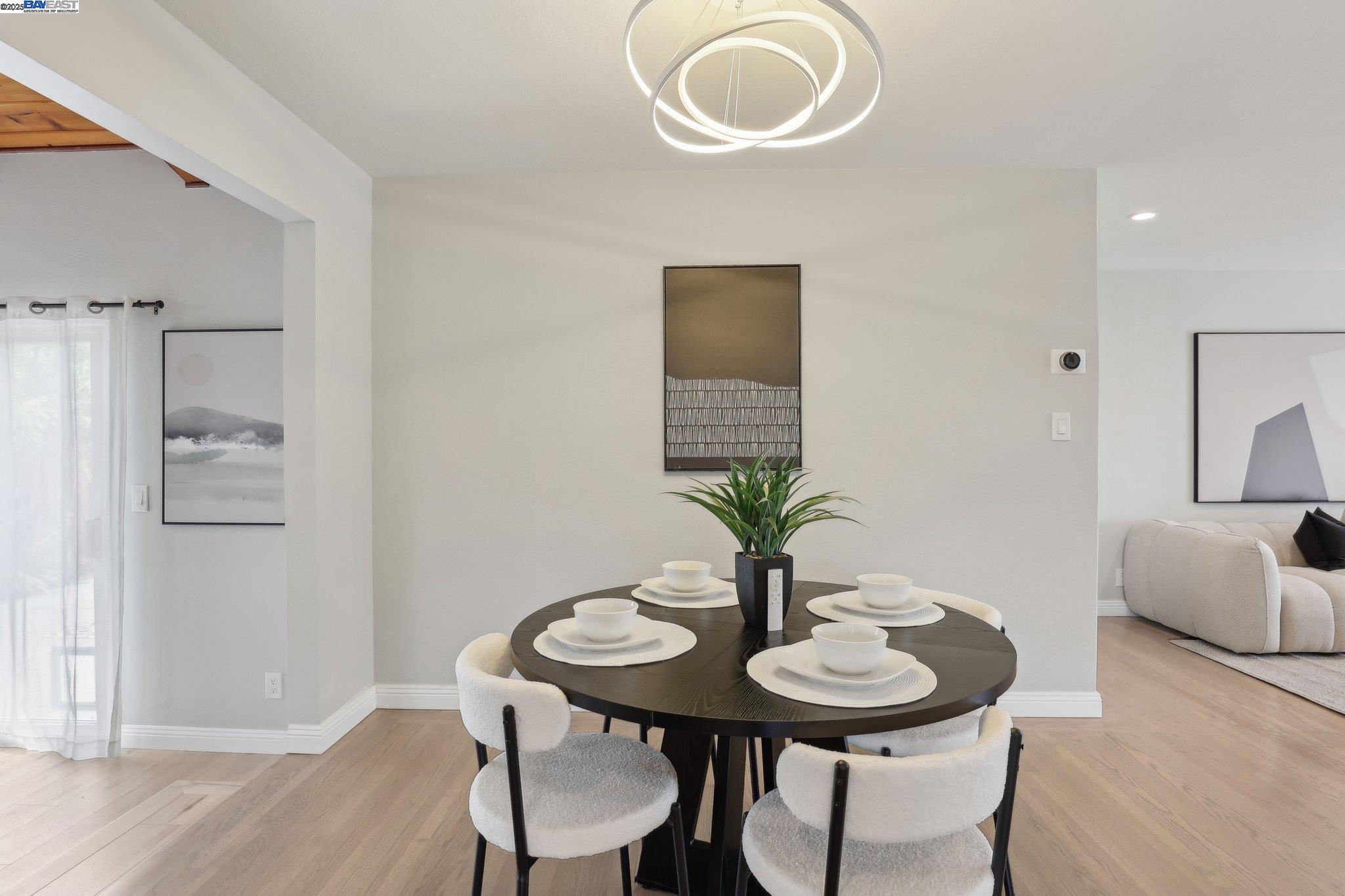 Detail Gallery Image 10 of 36 For 1723 via Mesa, San Lorenzo,  CA 94580 - 3 Beds | 2 Baths