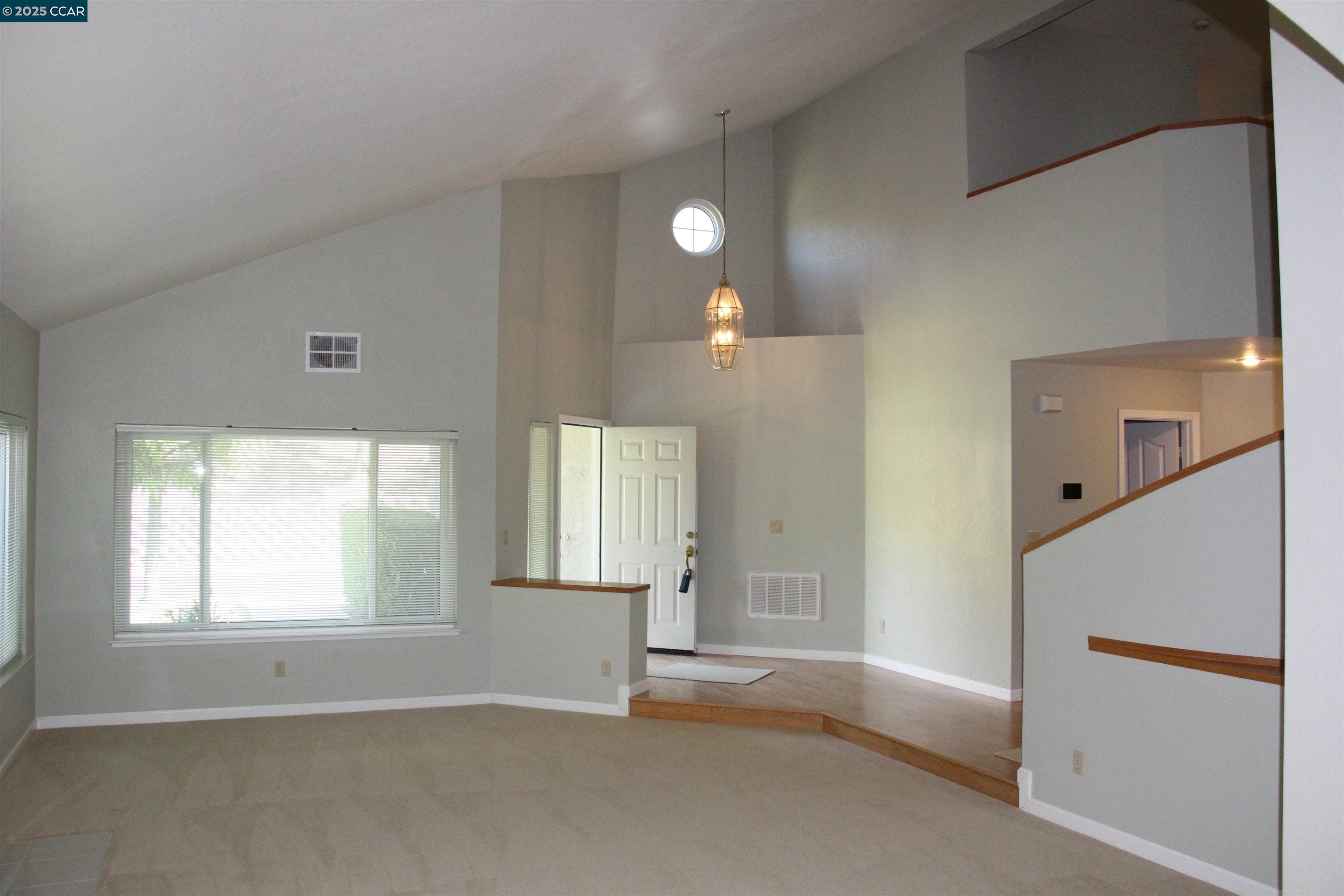 Detail Gallery Image 5 of 36 For 338 Newcastle Ln, Danville,  CA 94506 - 4 Beds | 3 Baths