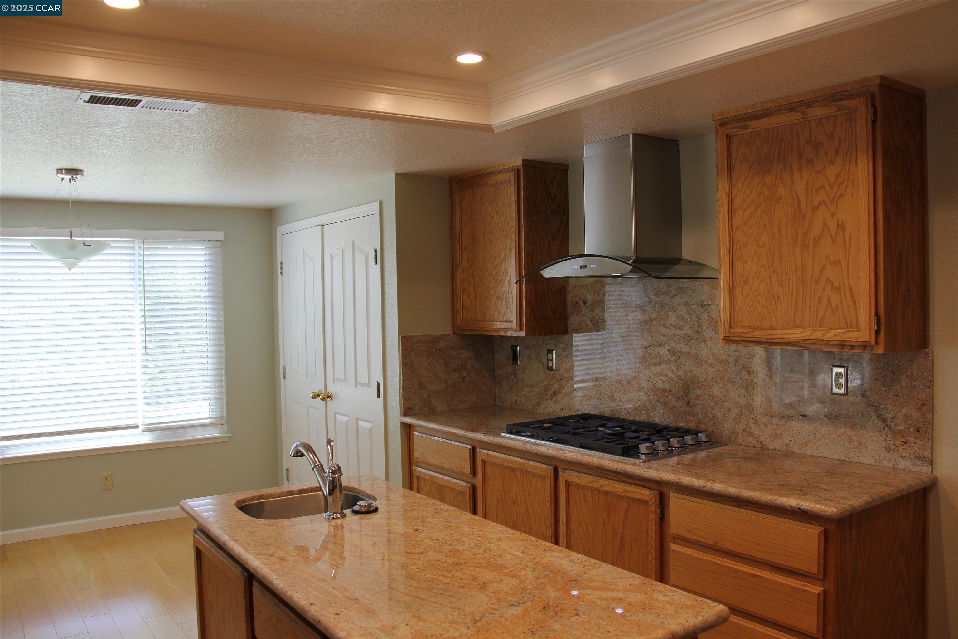 Detail Gallery Image 7 of 36 For 338 Newcastle Ln, Danville,  CA 94506 - 4 Beds | 3 Baths