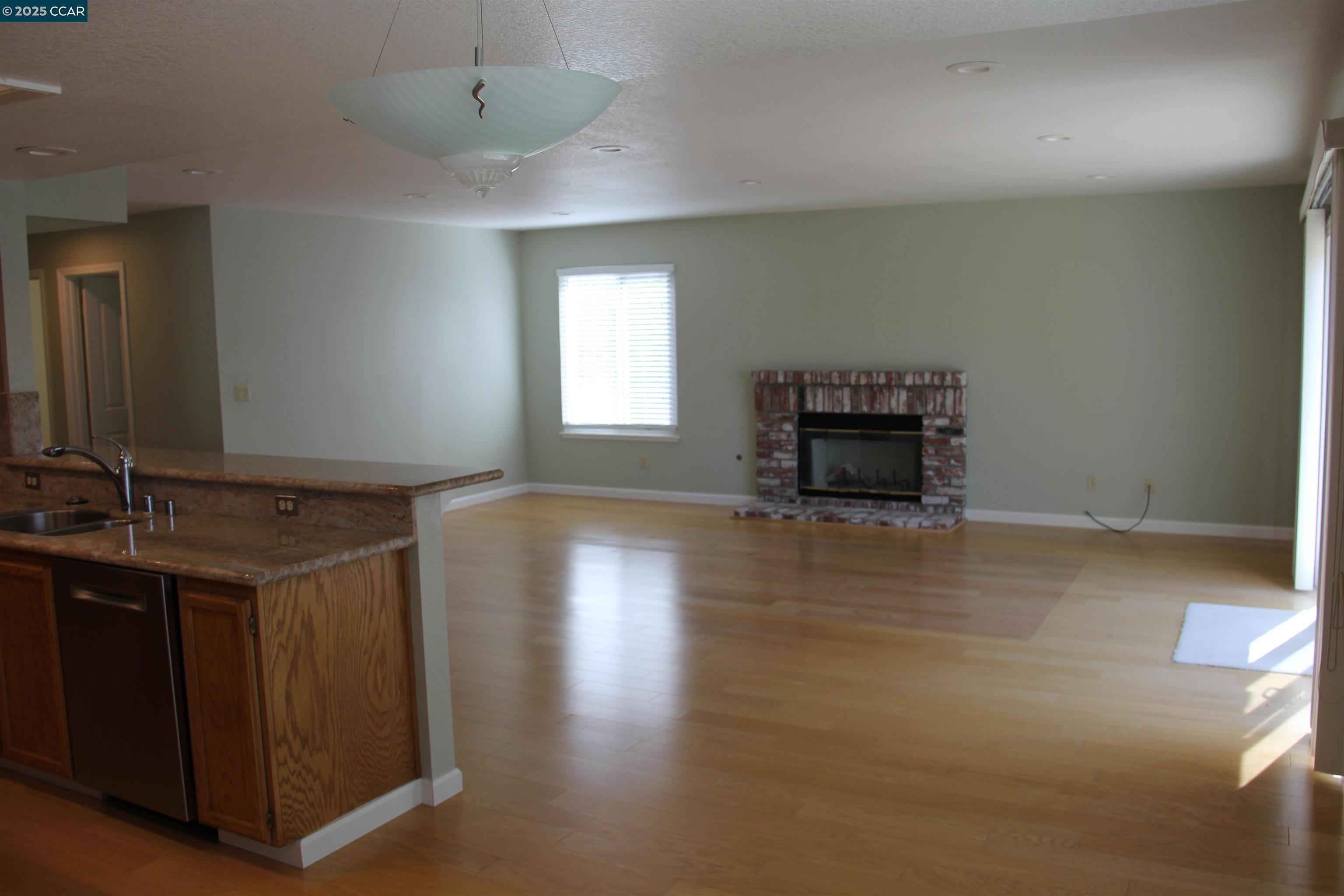 Detail Gallery Image 8 of 36 For 338 Newcastle Ln, Danville,  CA 94506 - 4 Beds | 3 Baths
