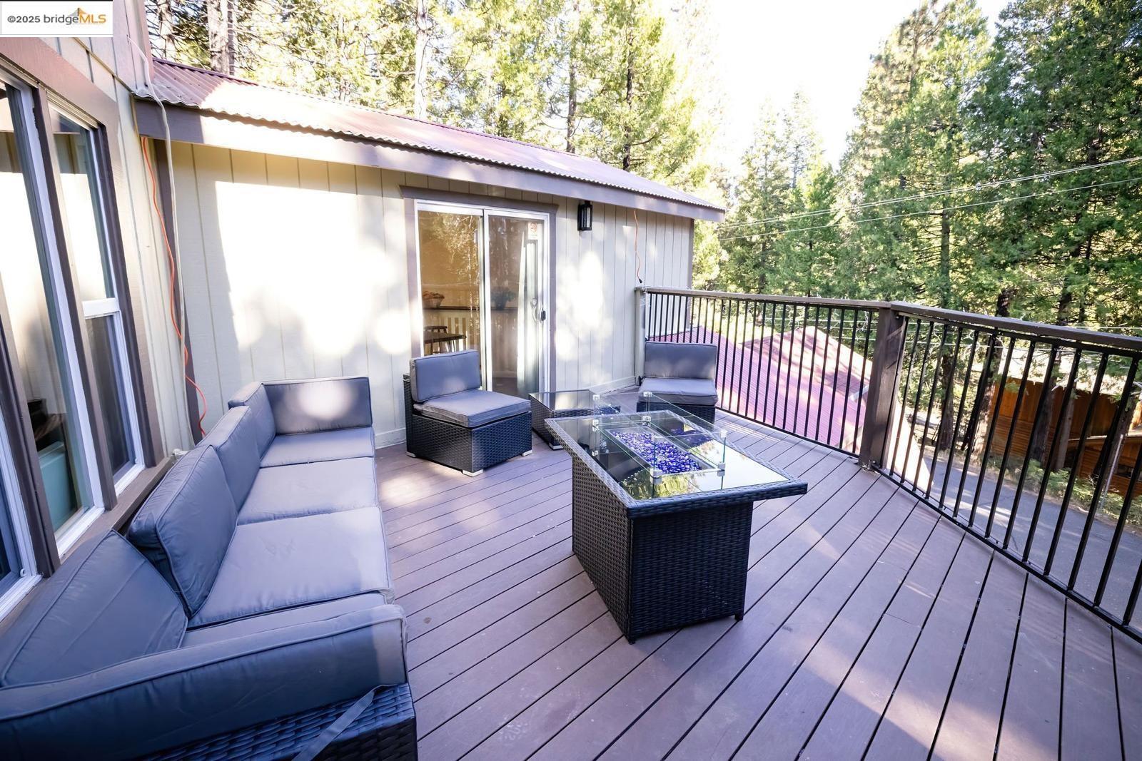 Detail Gallery Image 4 of 29 For 29480 Alpine Dr, Cold Springs,  CA 95335 - 4 Beds | 3 Baths