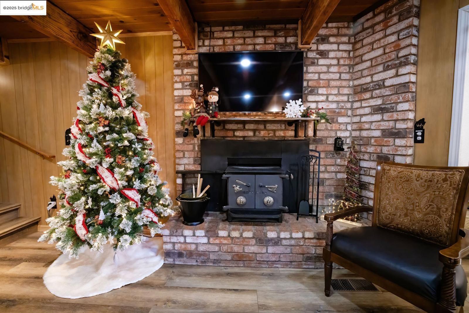 Detail Gallery Image 7 of 29 For 29480 Alpine Dr, Cold Springs,  CA 95335 - 4 Beds | 3 Baths