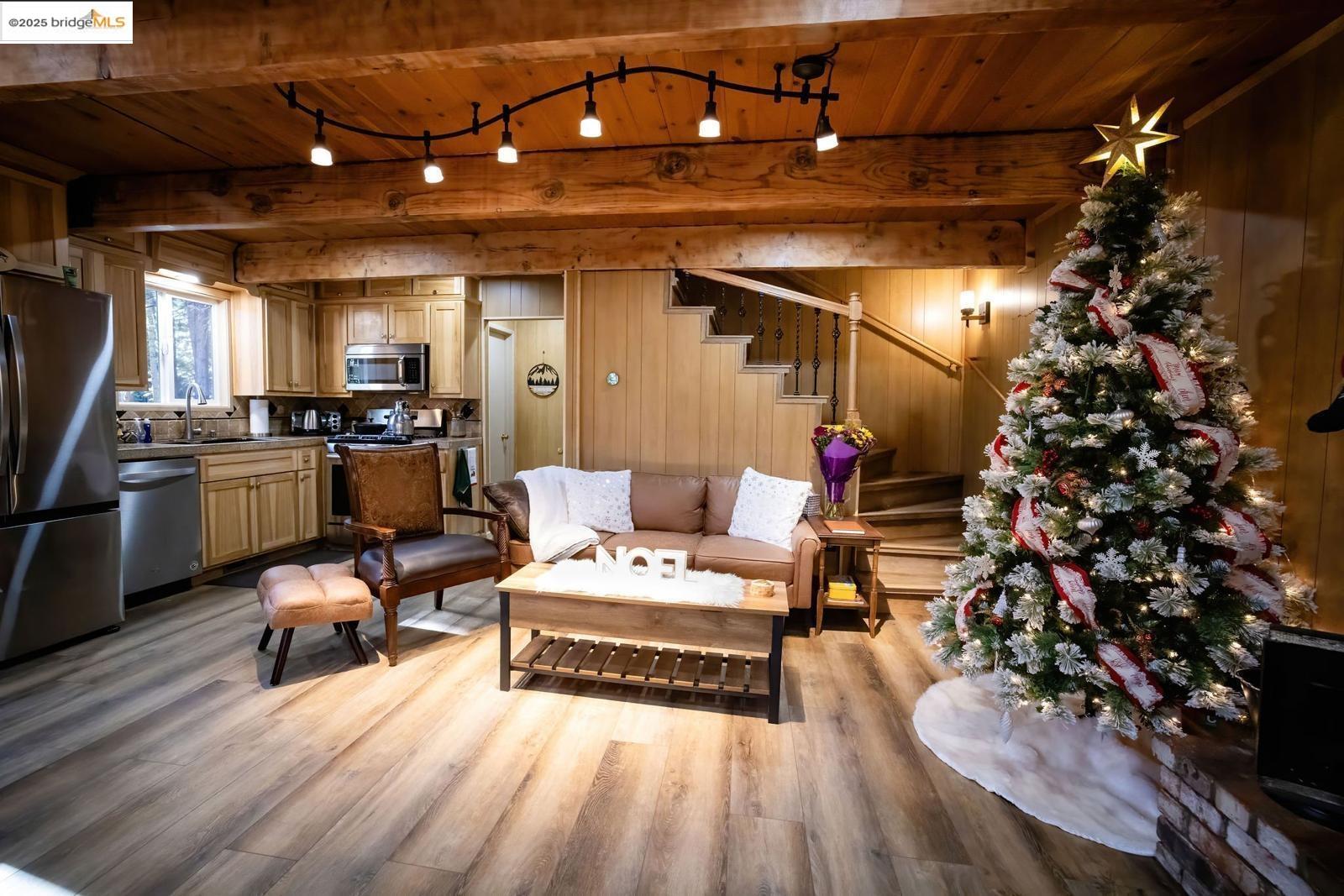 Detail Gallery Image 9 of 29 For 29480 Alpine Dr, Cold Springs,  CA 95335 - 4 Beds | 3 Baths
