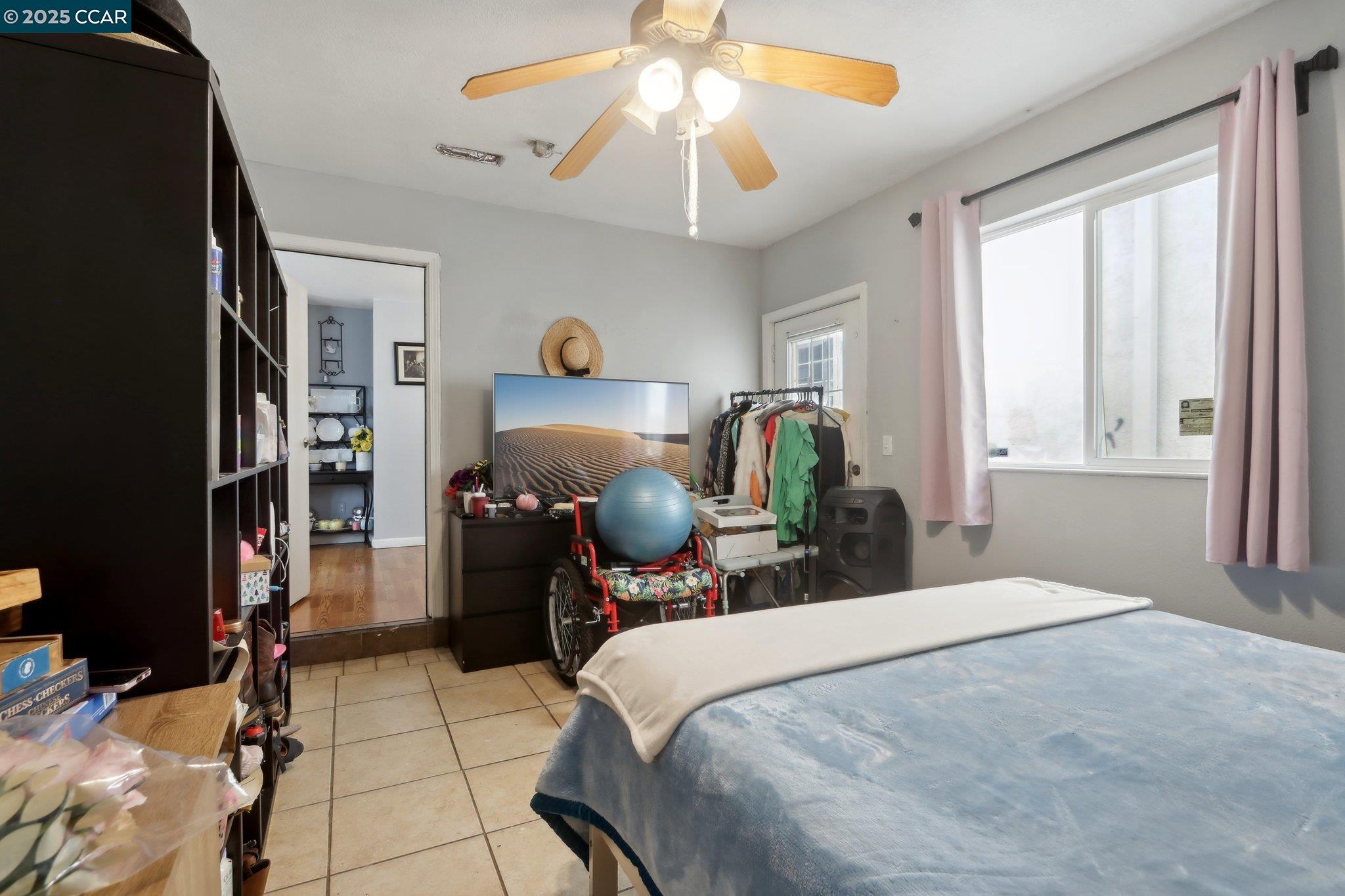 Detail Gallery Image 15 of 17 For 401 W 9th St, Pittsburg,  CA 94565 - 2 Beds | 1 Baths