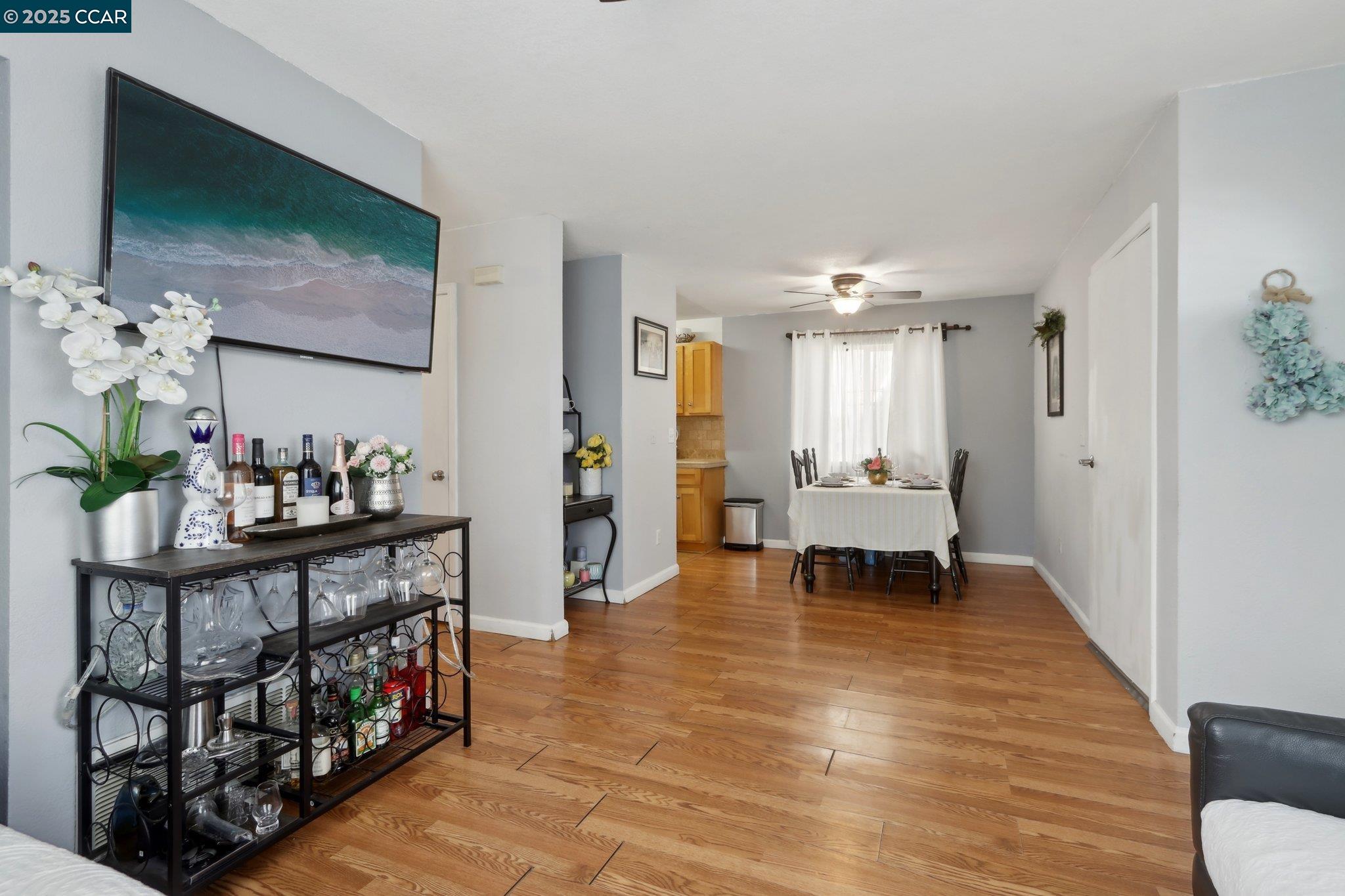Detail Gallery Image 5 of 17 For 401 W 9th St, Pittsburg,  CA 94565 - 2 Beds | 1 Baths