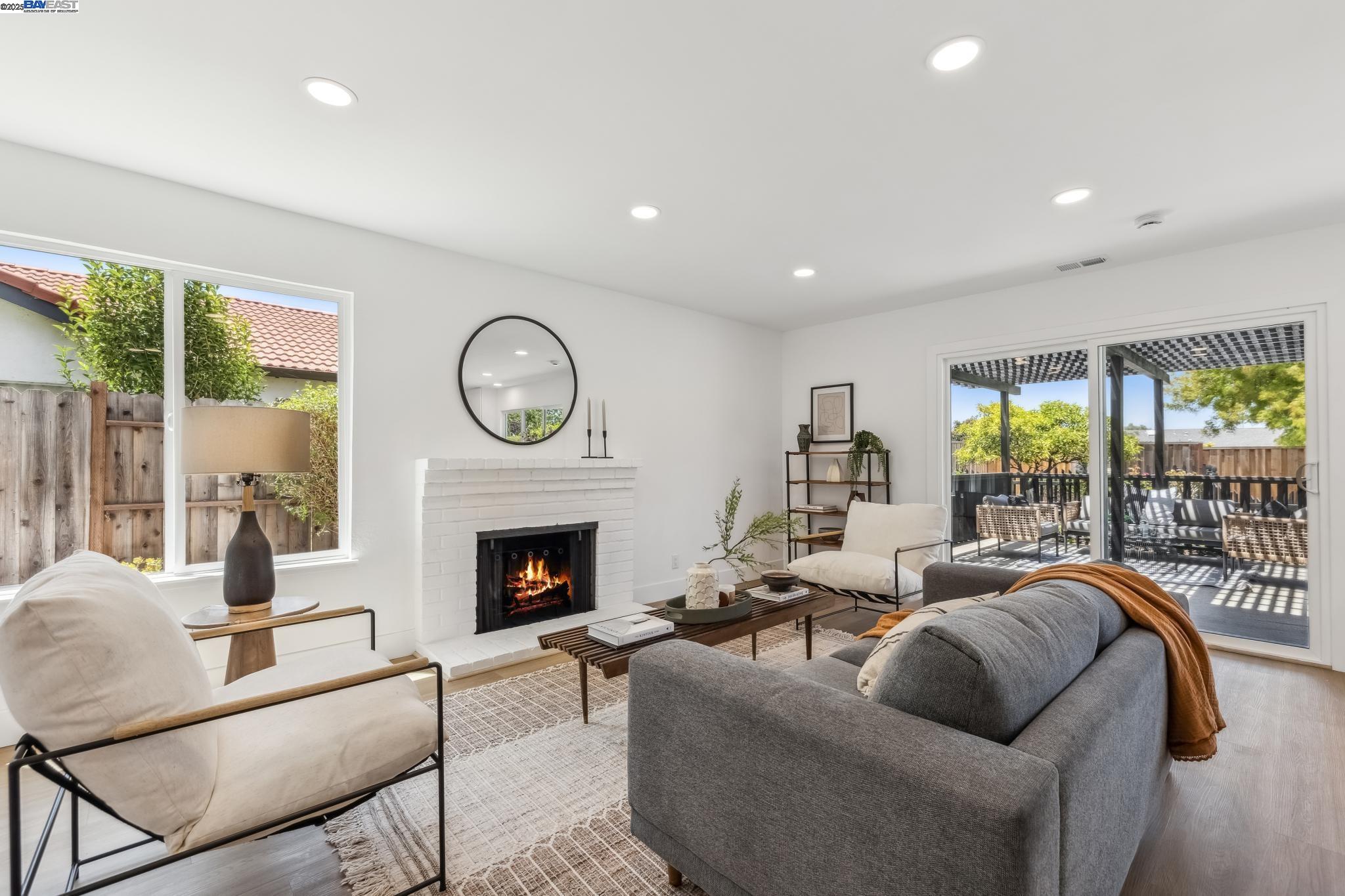 Detail Gallery Image 20 of 49 For 4407 Ashwood Ct, Union City,  CA 94587 - 4 Beds | 2/1 Baths