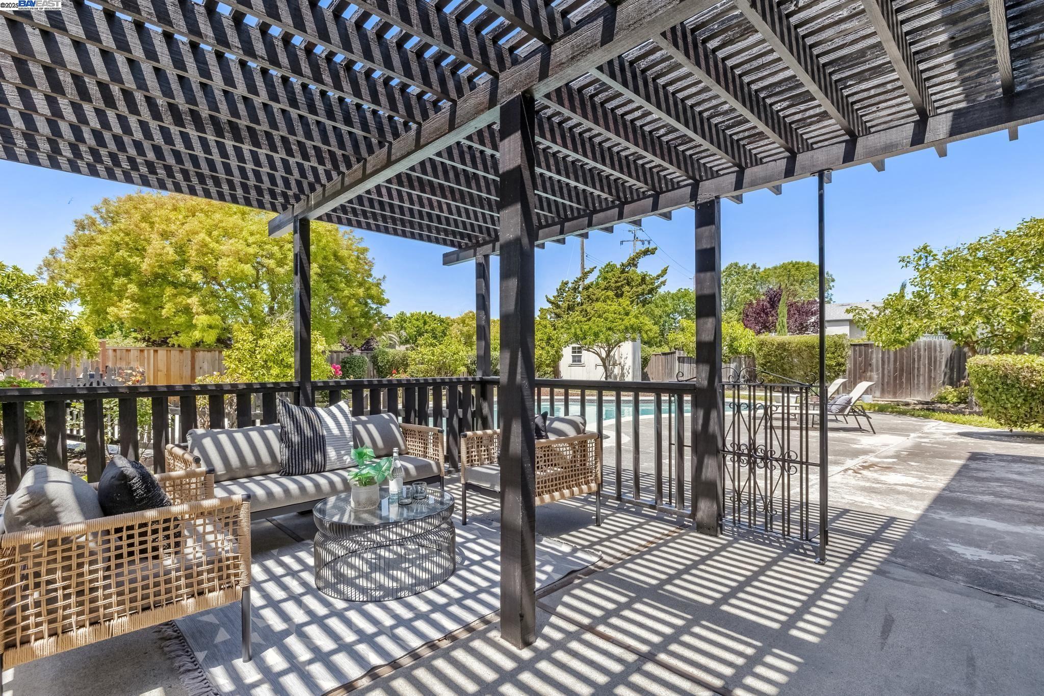 Detail Gallery Image 41 of 49 For 4407 Ashwood Ct, Union City,  CA 94587 - 4 Beds | 2/1 Baths