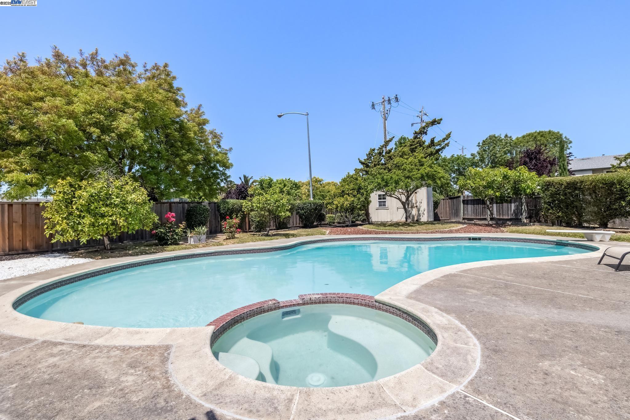 Detail Gallery Image 43 of 49 For 4407 Ashwood Ct, Union City,  CA 94587 - 4 Beds | 2/1 Baths