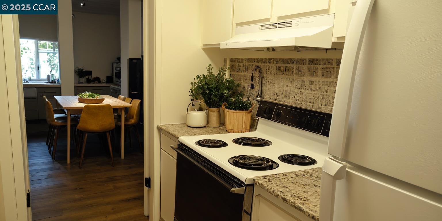 Photo #13: 41097340 Listing: Photo #13