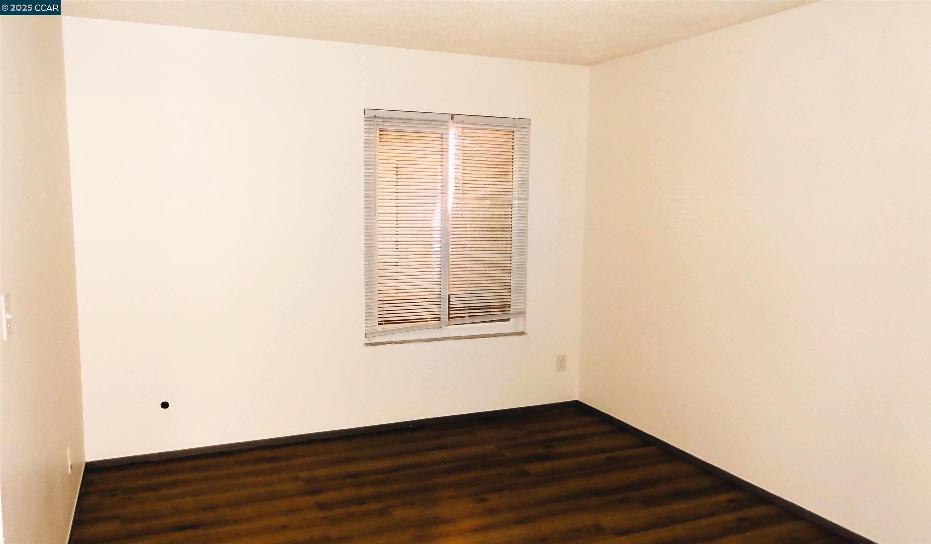 Detail Gallery Image 13 of 31 For 810 Oak Grove Rd #106,  Concord,  CA 94518 - 1 Beds | 1 Baths