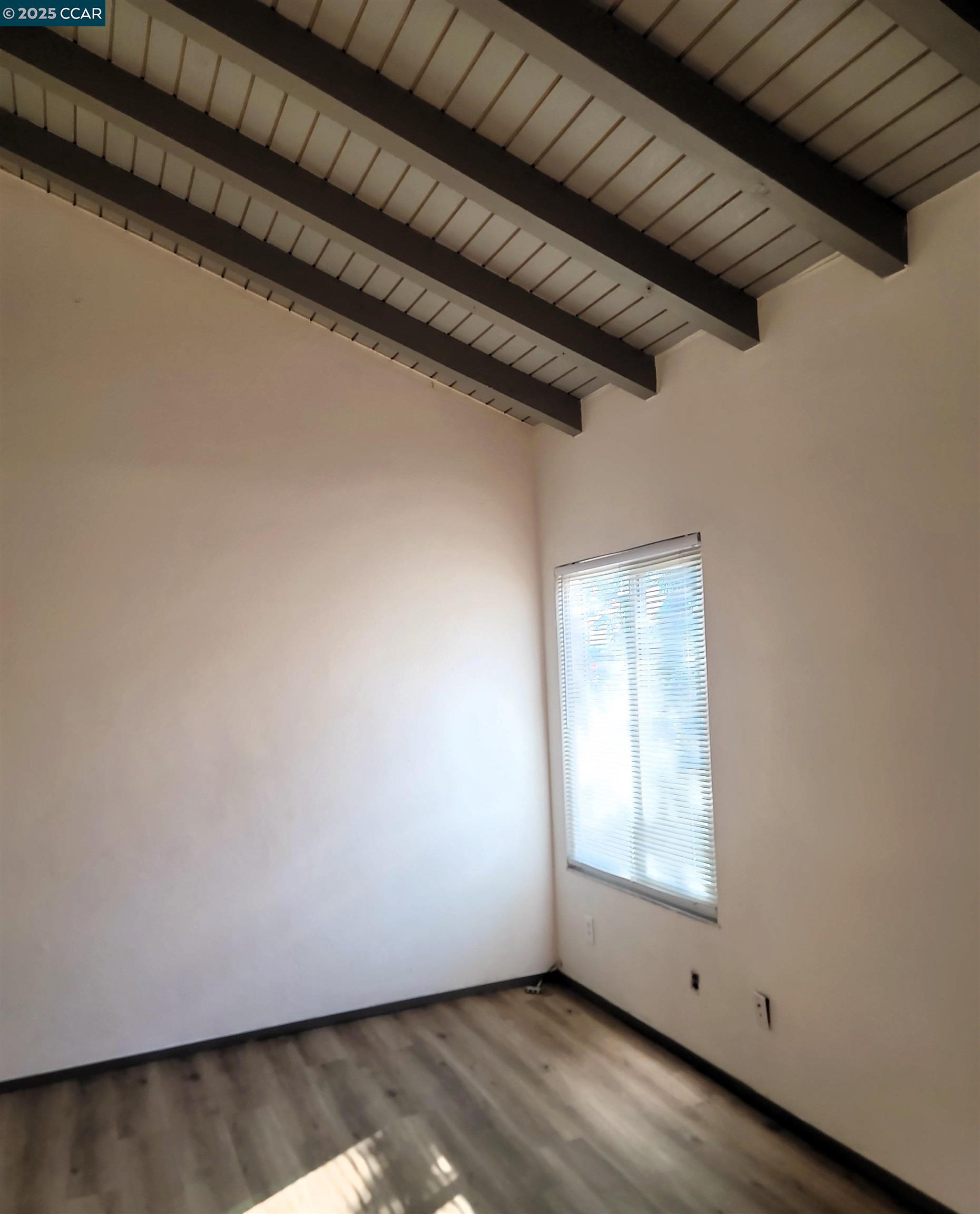 Detail Gallery Image 18 of 31 For 810 Oak Grove Rd #106,  Concord,  CA 94518 - 1 Beds | 1 Baths