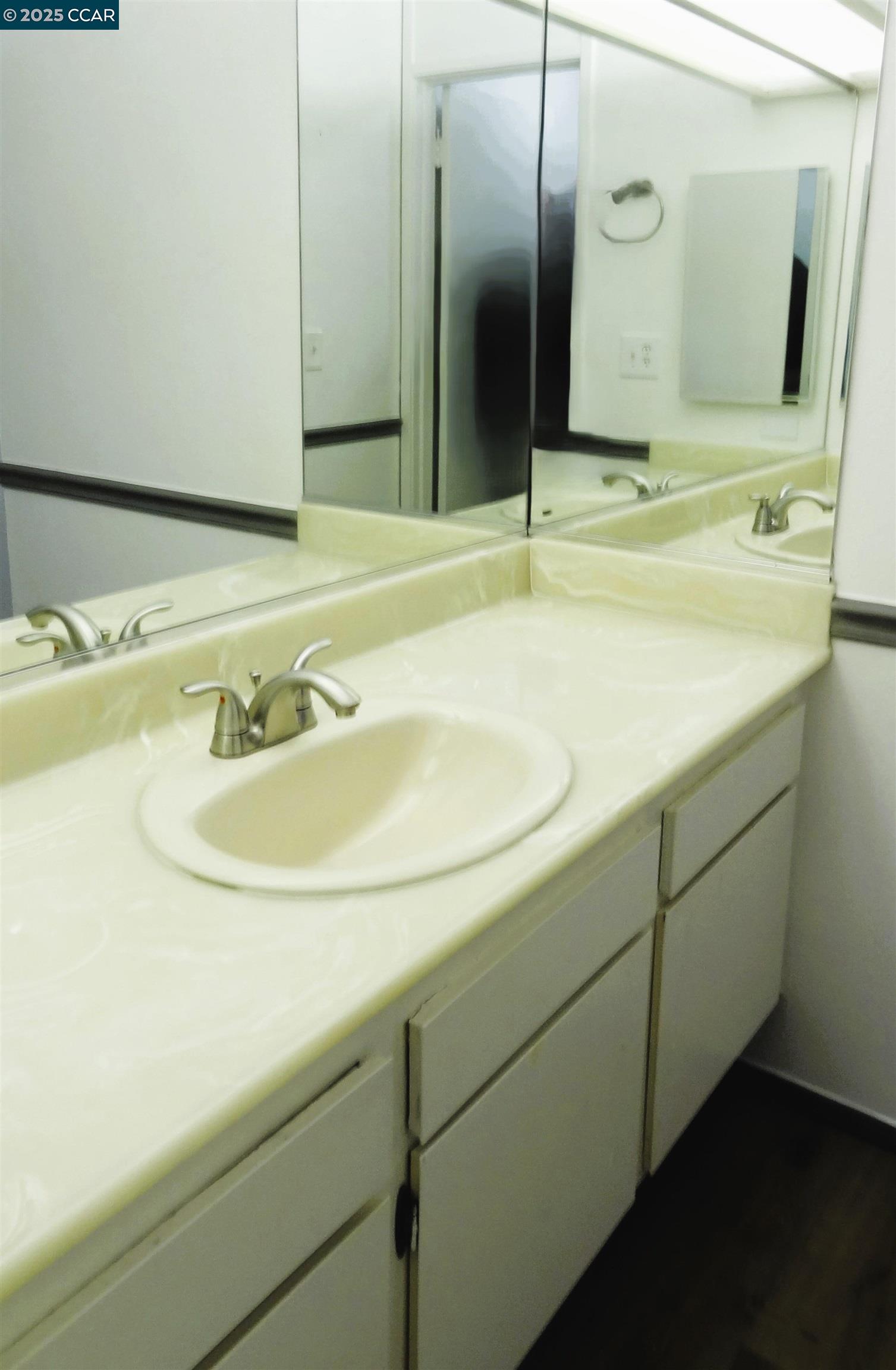 Detail Gallery Image 21 of 31 For 810 Oak Grove Rd #106,  Concord,  CA 94518 - 1 Beds | 1 Baths