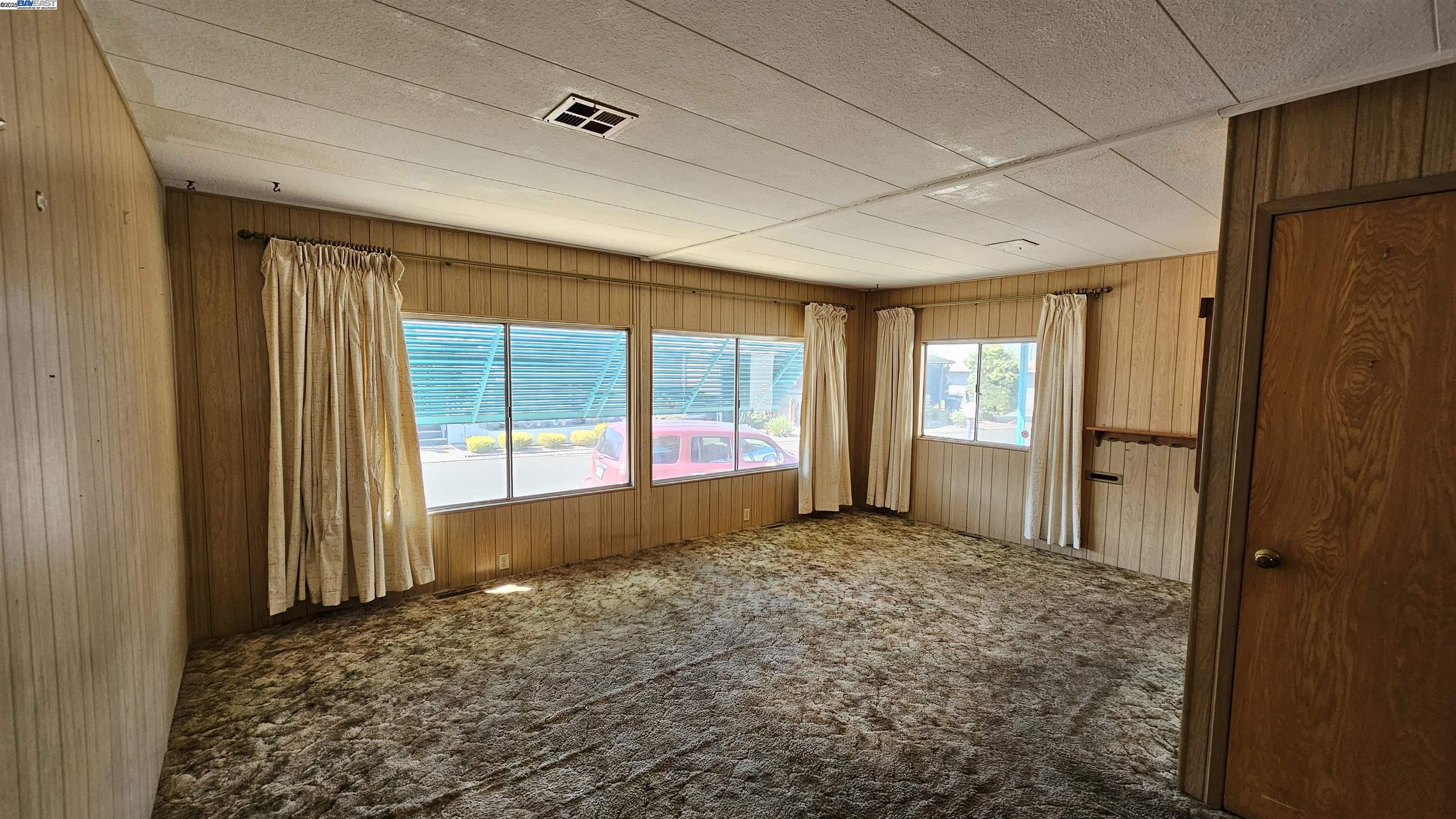 Detail Gallery Image 2 of 9 For 2505 Jackson #106,  Escalon,  CA 95320 - 2 Beds | 2 Baths