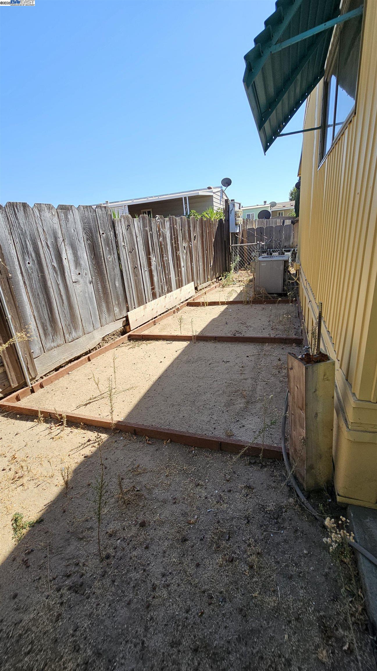 Detail Gallery Image 8 of 9 For 2505 Jackson #106,  Escalon,  CA 95320 - 2 Beds | 2 Baths