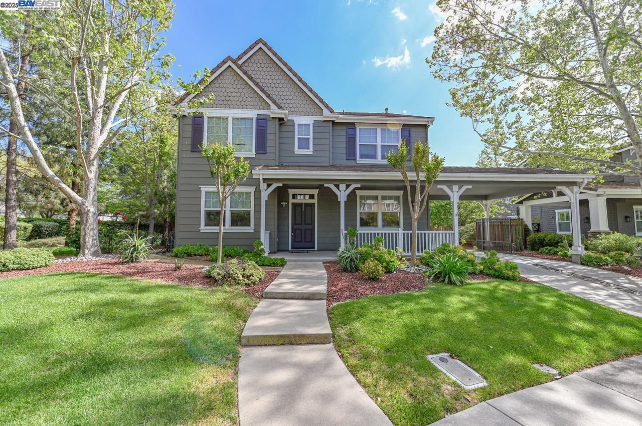 Detail Gallery Image 2 of 47 For 5808 Elder Cir, Livermore,  CA 94550 - 5 Beds | 4 Baths