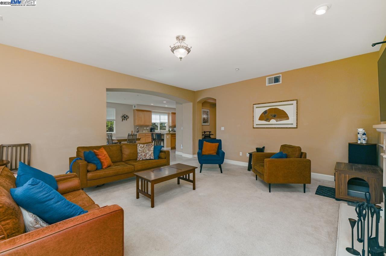 Detail Gallery Image 22 of 47 For 5808 Elder Cir, Livermore,  CA 94550 - 5 Beds | 4 Baths