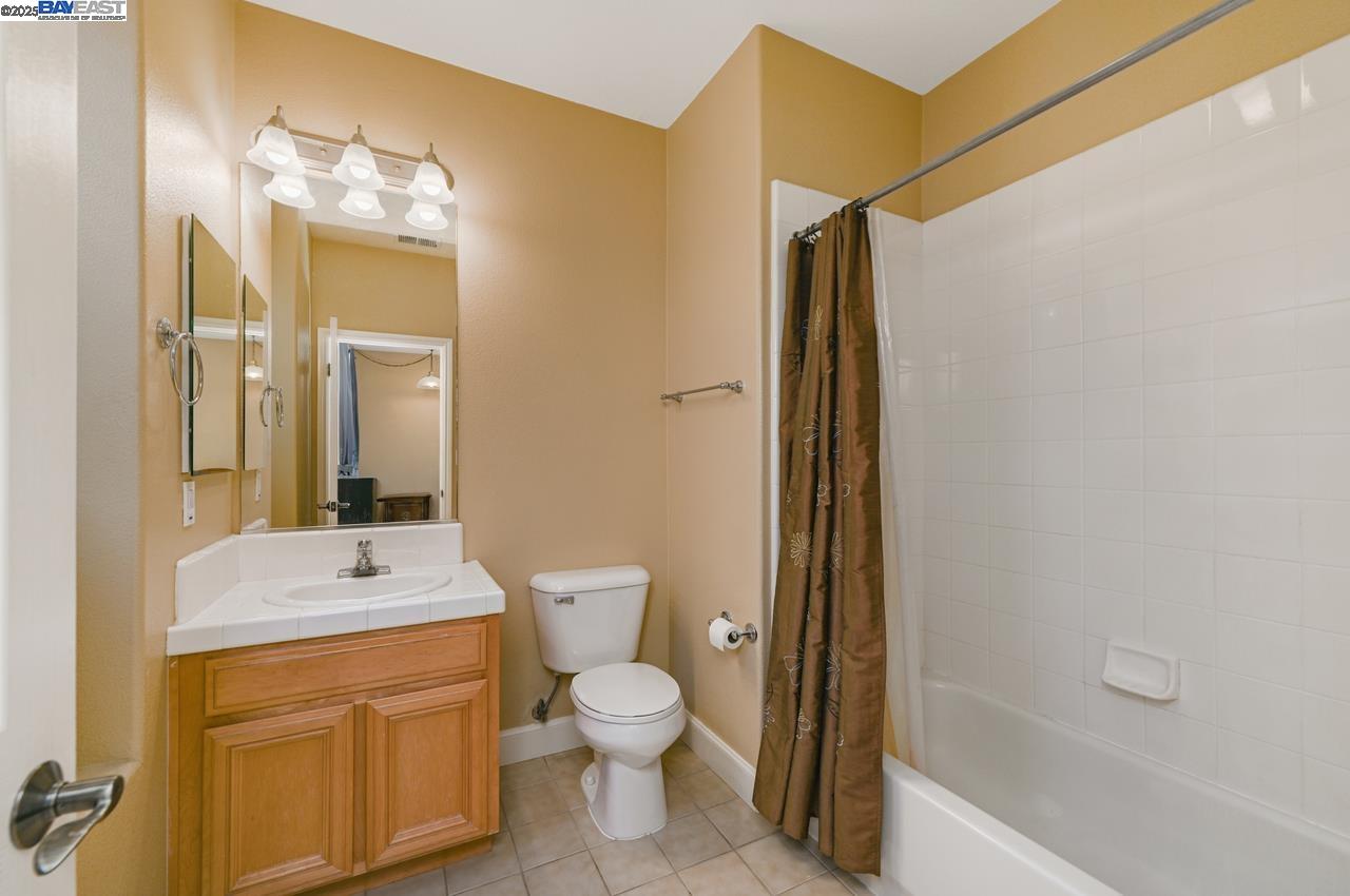 Detail Gallery Image 32 of 47 For 5808 Elder Cir, Livermore,  CA 94550 - 5 Beds | 4 Baths