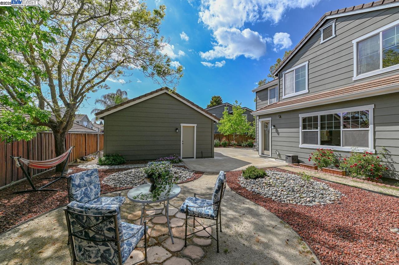 Detail Gallery Image 39 of 47 For 5808 Elder Cir, Livermore,  CA 94550 - 5 Beds | 4 Baths