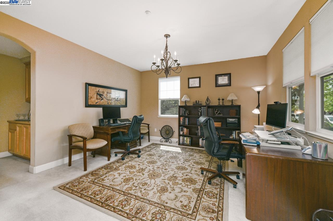 Detail Gallery Image 10 of 47 For 5808 Elder Cir, Livermore,  CA 94550 - 5 Beds | 4 Baths