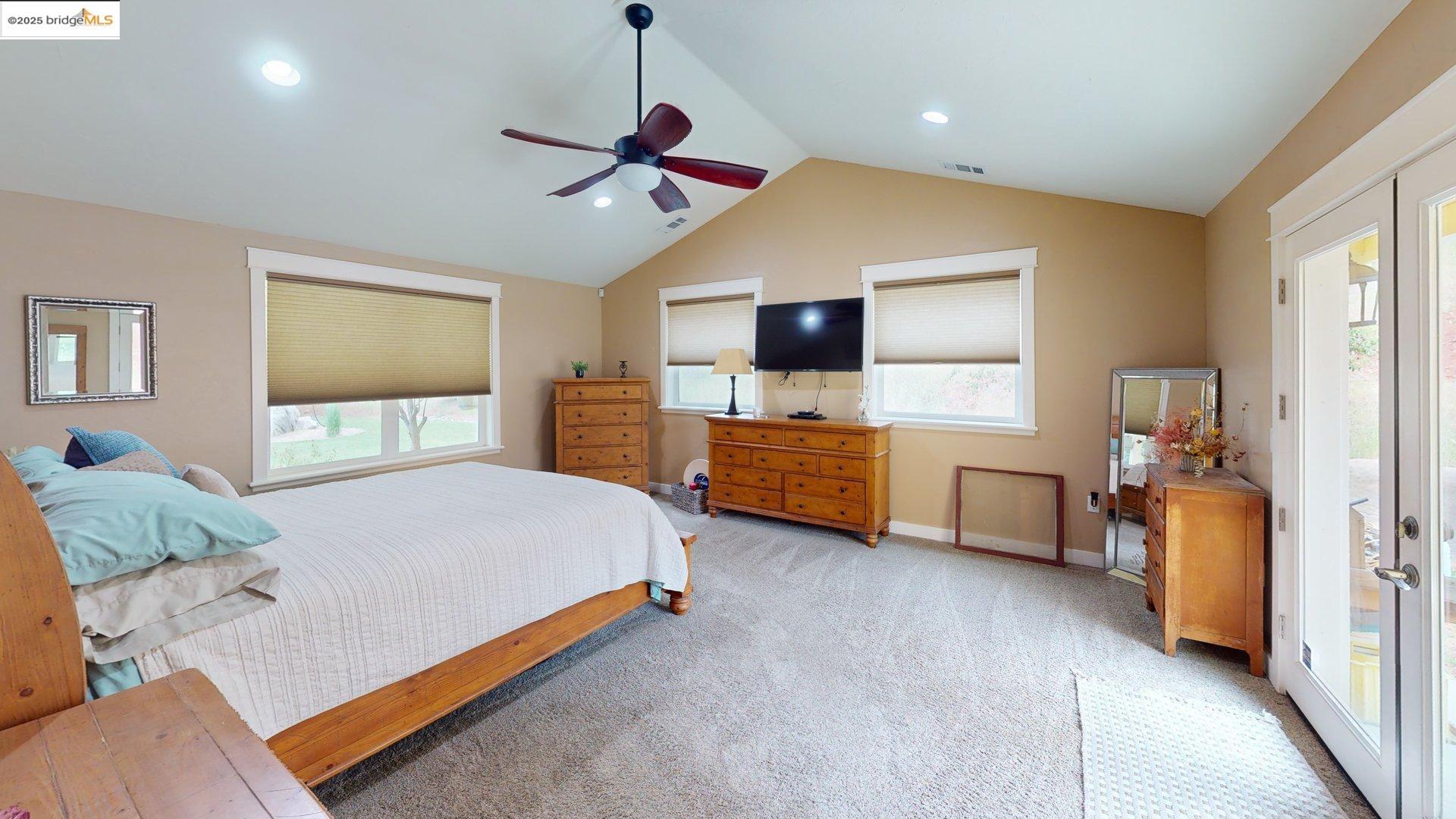 Detail Gallery Image 21 of 60 For 22979 Parrotts Ferry Rd, Columbia,  CA 95310 - 4 Beds | 3/1 Baths