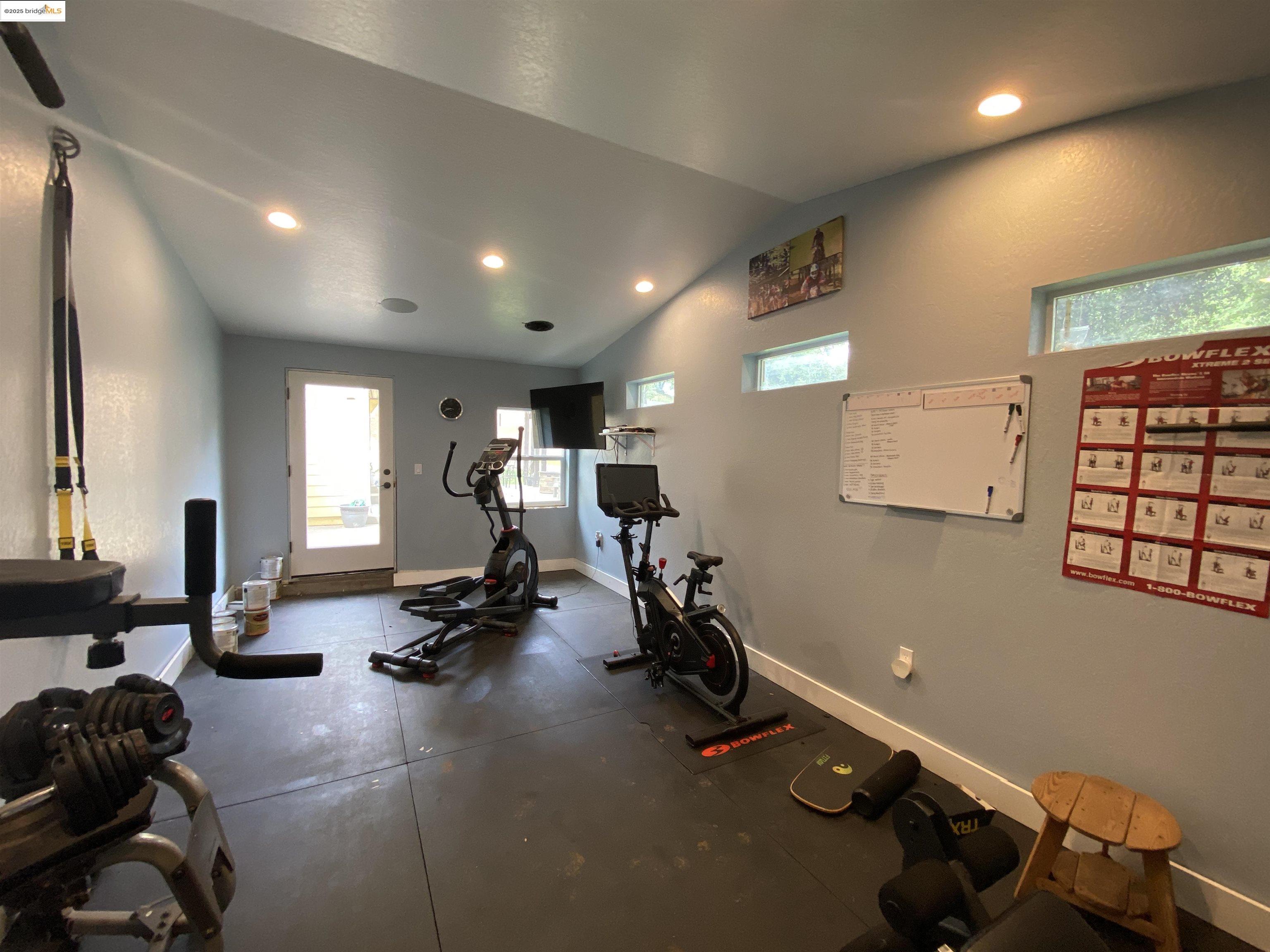 Detail Gallery Image 38 of 60 For 22979 Parrotts Ferry Rd, Columbia,  CA 95310 - 4 Beds | 3/1 Baths