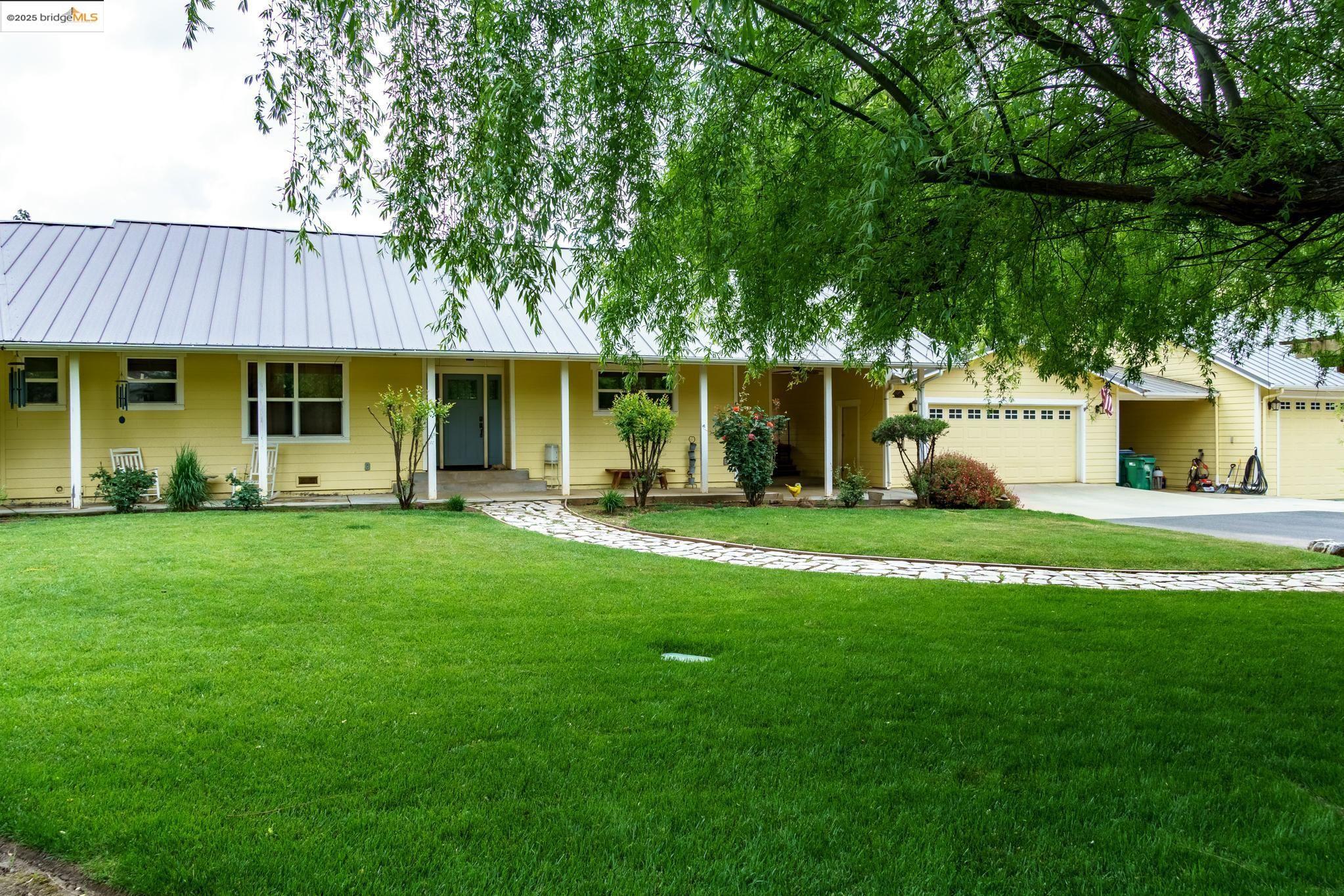 Detail Gallery Image 5 of 60 For 22979 Parrotts Ferry Rd, Columbia,  CA 95310 - 4 Beds | 3/1 Baths