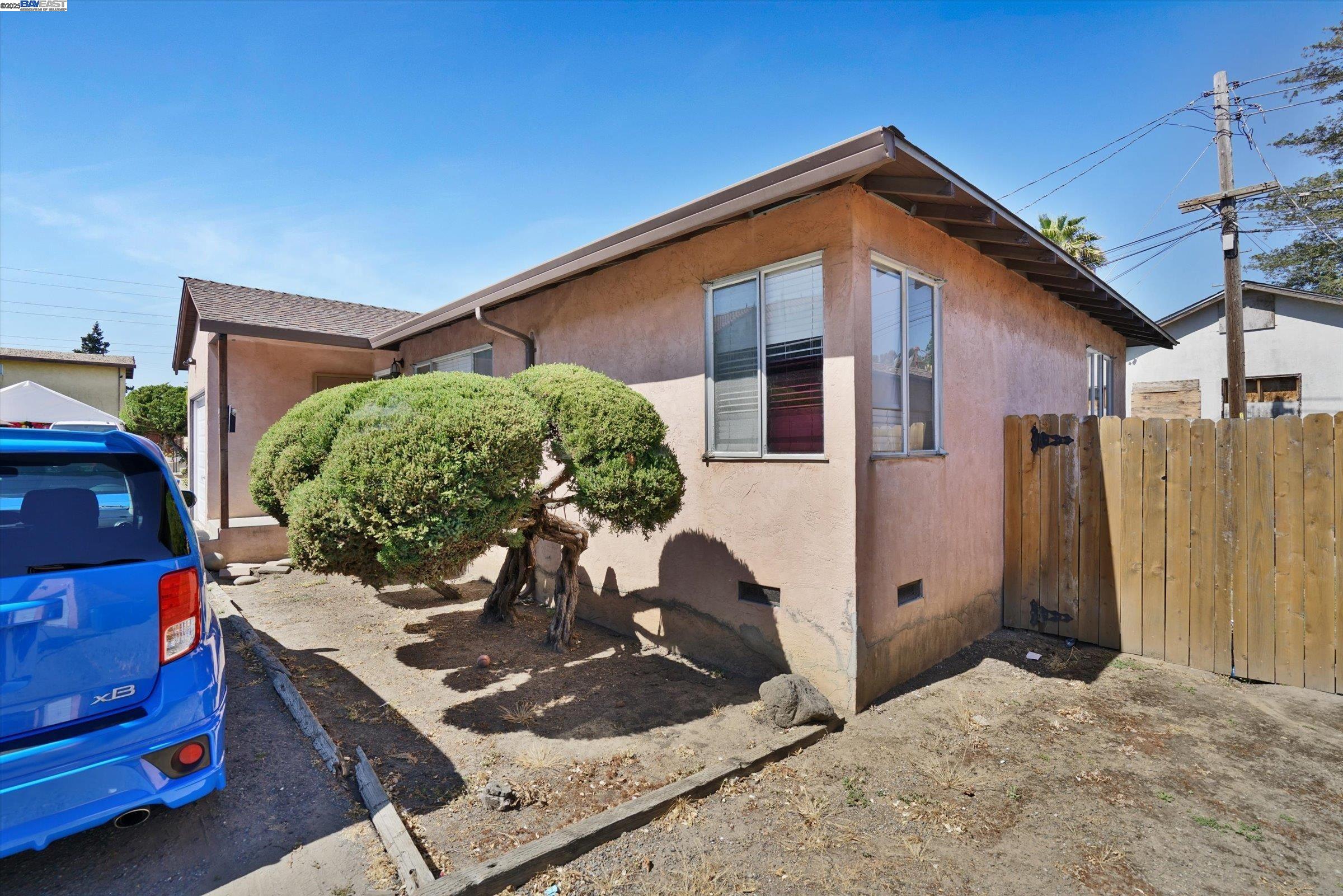 Detail Gallery Image 3 of 3 For 676 Berry Ave, Hayward,  CA 94544 - – Beds | – Baths