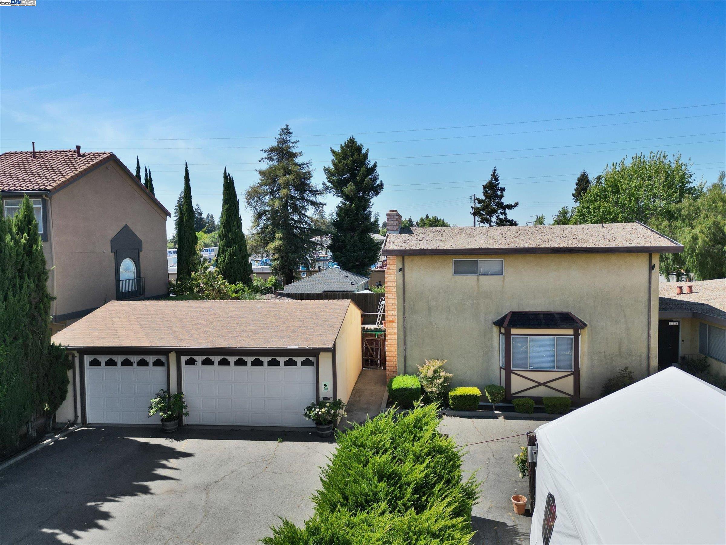 Detail Gallery Image 4 of 5 For 664 Berry Ave, Hayward,  CA 94544 - – Beds | – Baths