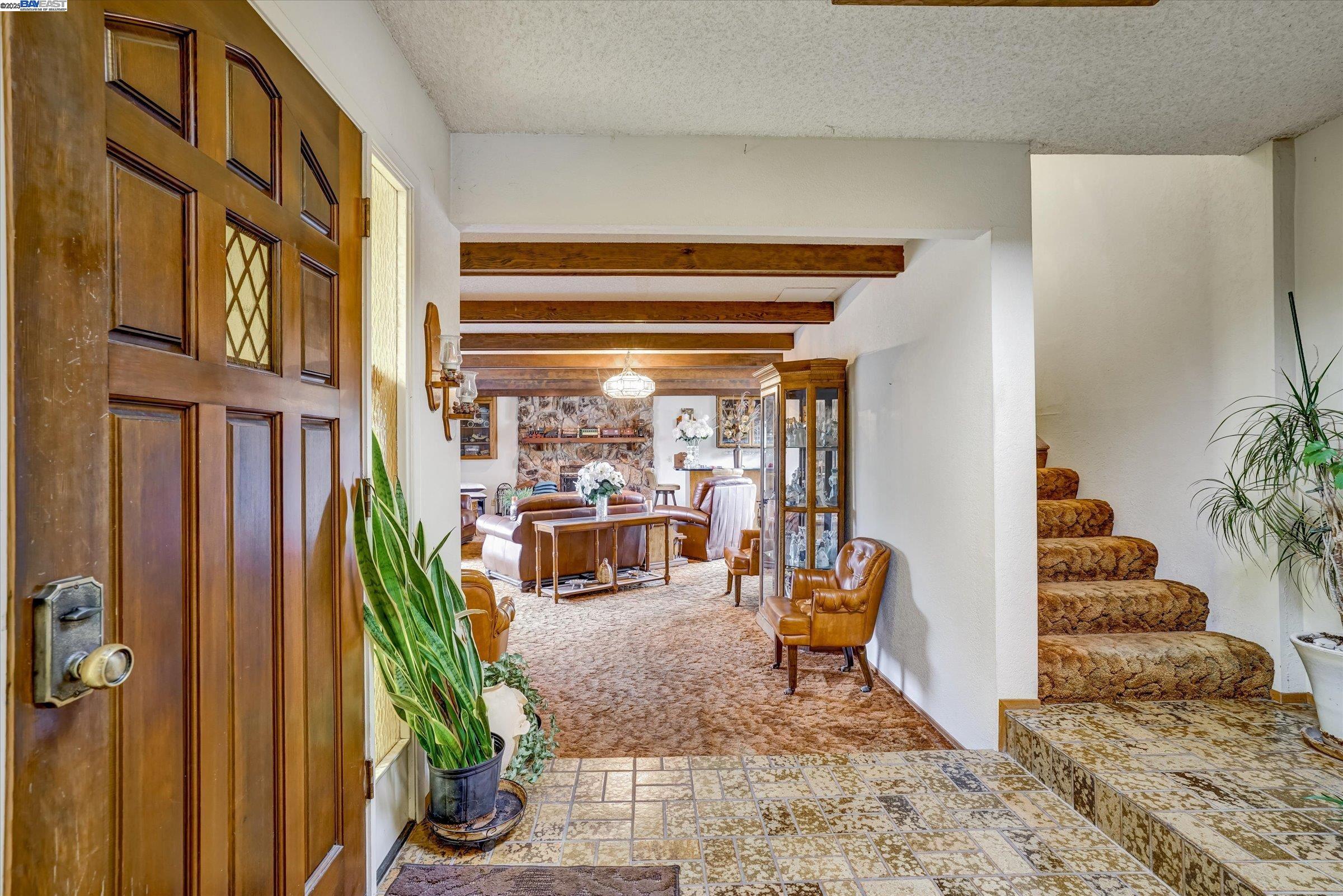 Detail Gallery Image 6 of 24 For 664 Berry Ave, Hayward,  CA 94544 - – Beds | – Baths
