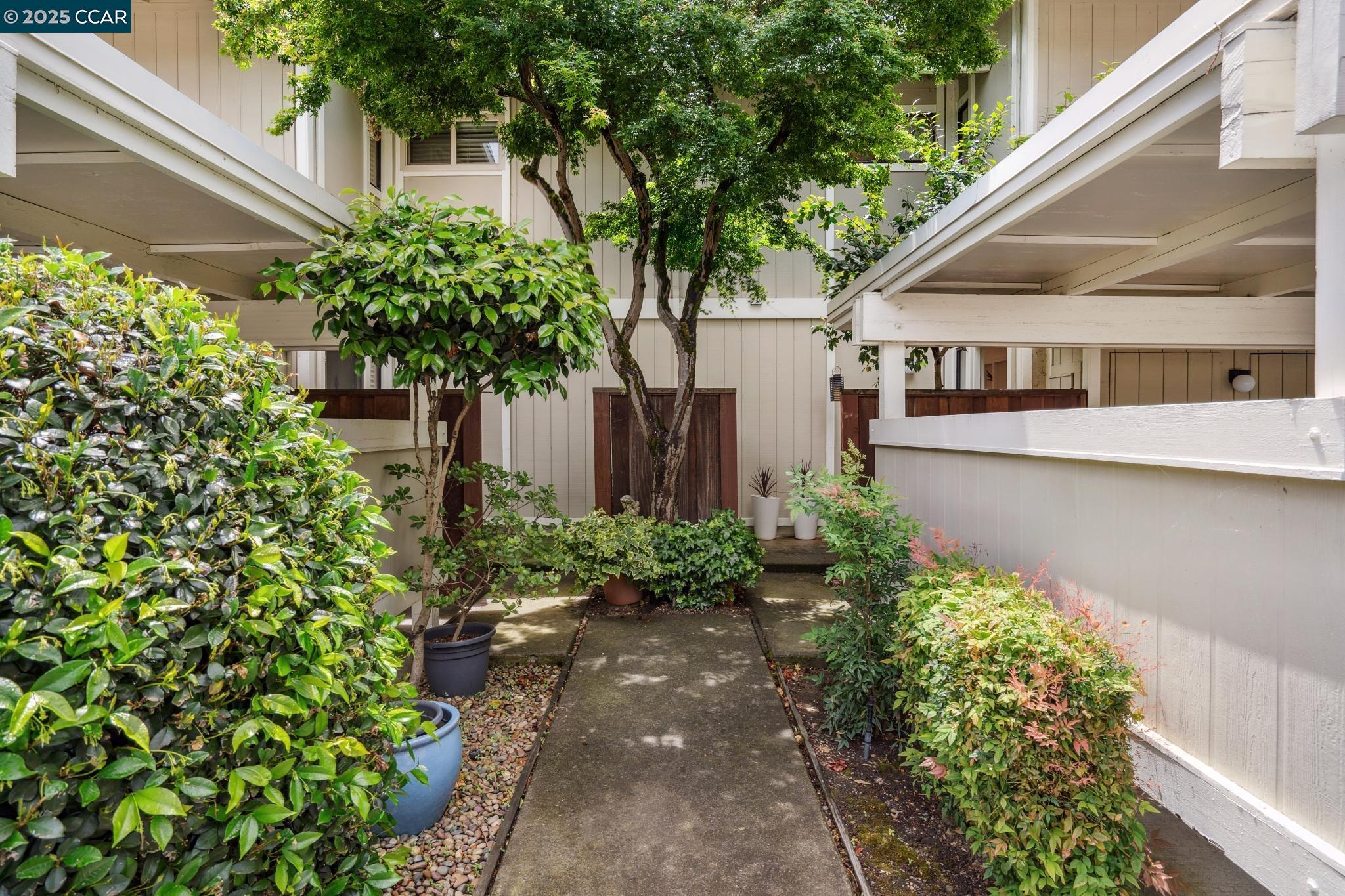 Photo #6: 41097354 Listing 