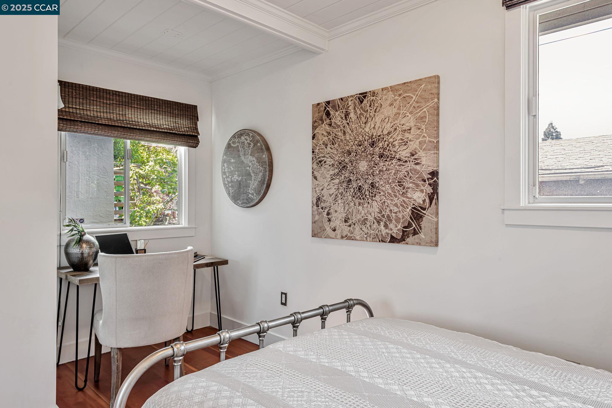 Detail Gallery Image 22 of 36 For 1655 E 38th St, Oakland,  CA 94602 - 2 Beds | 1 Baths