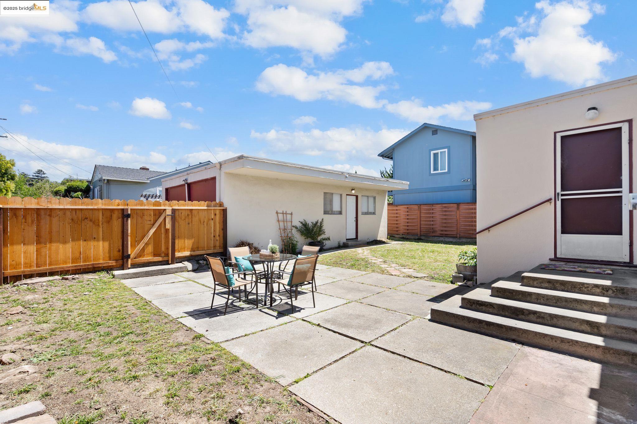 property-img