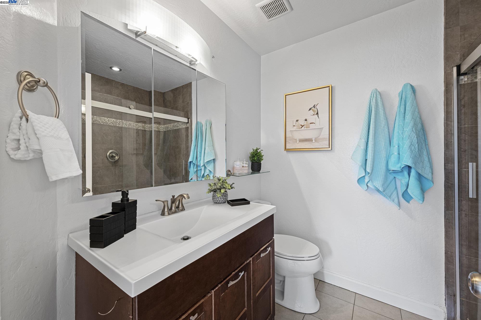 Detail Gallery Image 20 of 28 For 924 Apricot Ave, Campbell,  CA 95008 - 2 Beds | 2/1 Baths