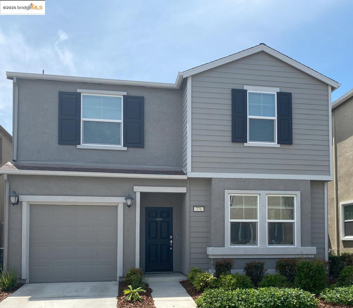 Detail Gallery Image 1 of 25 For 771 Ashwick Loop, Sacramento,  CA 95823 - 4 Beds | 2/1 Baths