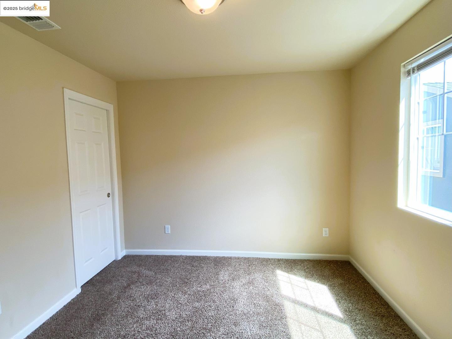 Detail Gallery Image 17 of 25 For 771 Ashwick Loop, Sacramento,  CA 95823 - 4 Beds | 2/1 Baths