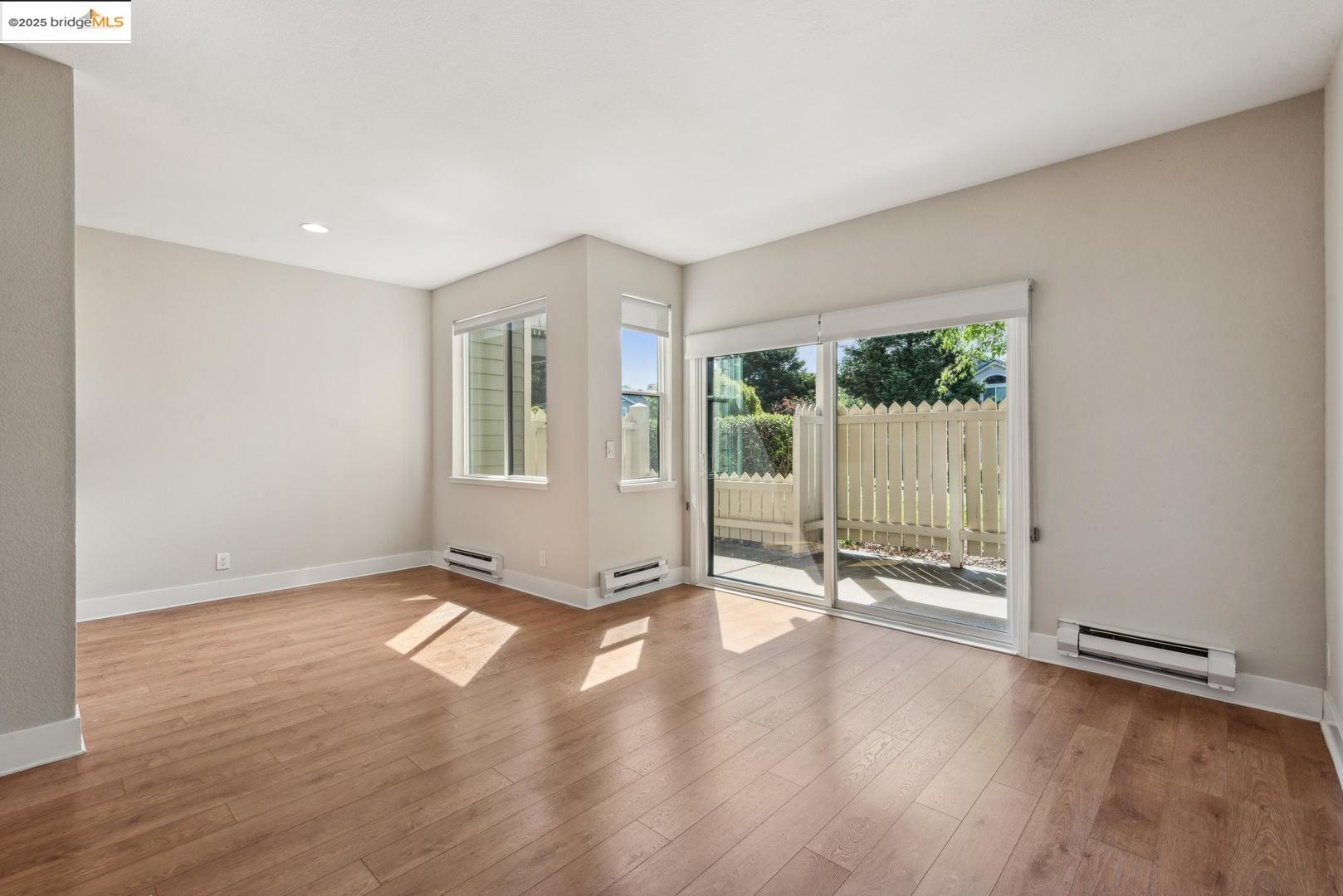 Photo #3: 41097365 Listing 