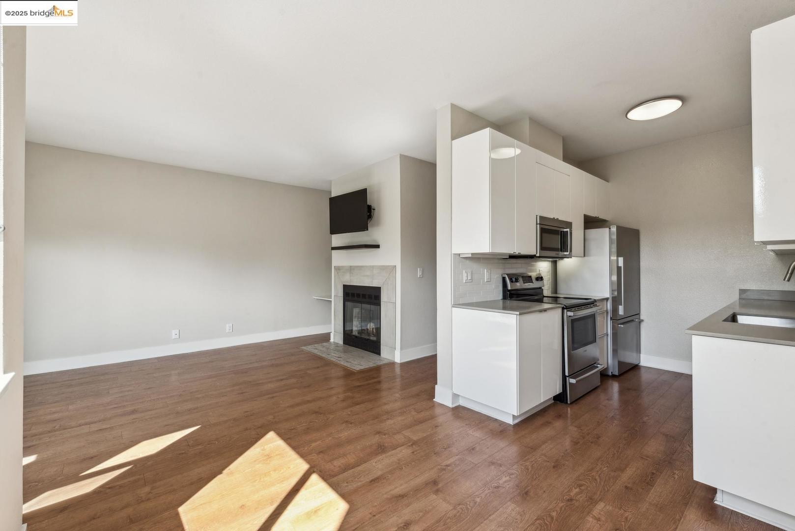 Photo #9: 41097365 Listing: Photo #9